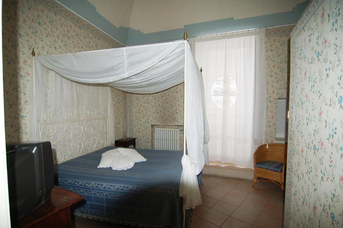 Suite (4 Adults) - Photo 5
