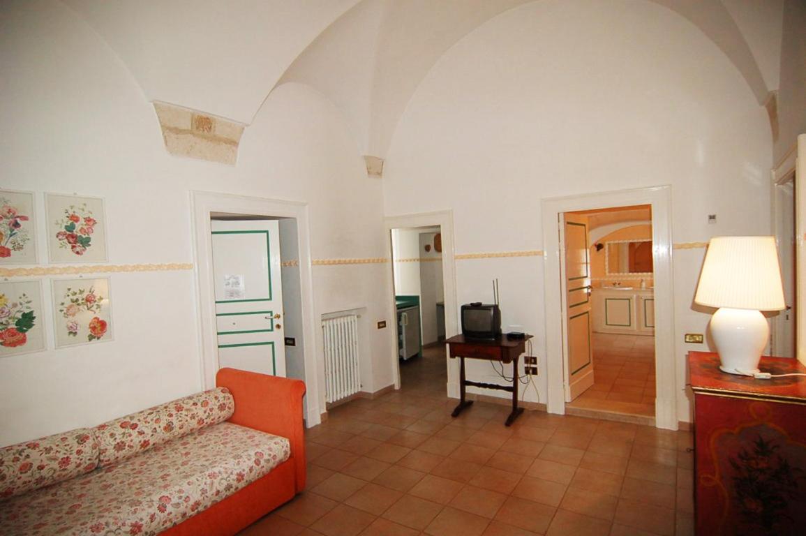 Suite (4 Adults) - Photo 9