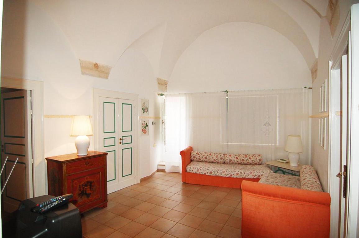 Suite (4 Adults) - Photo 11