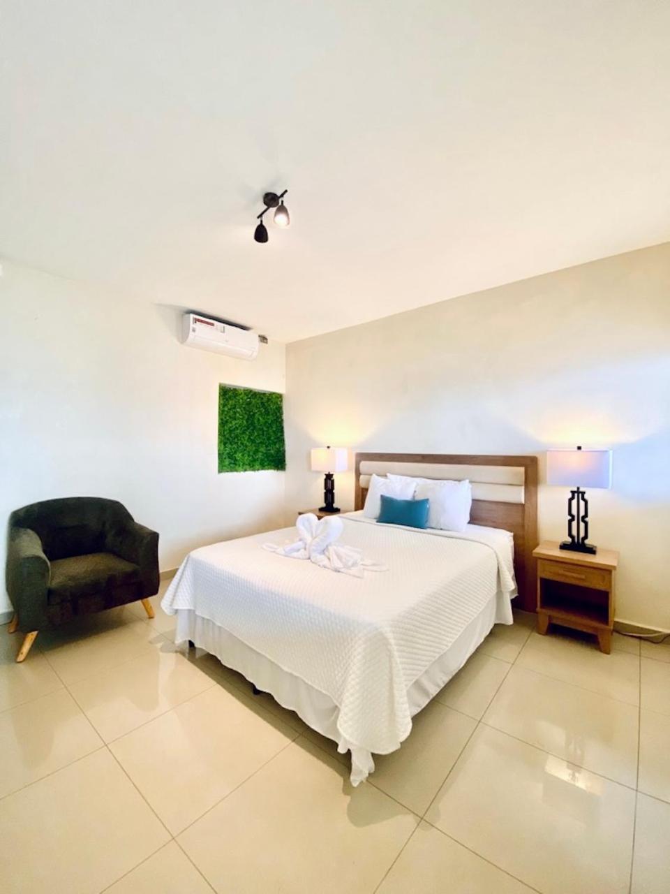 Double Room with Sea View photo 2
