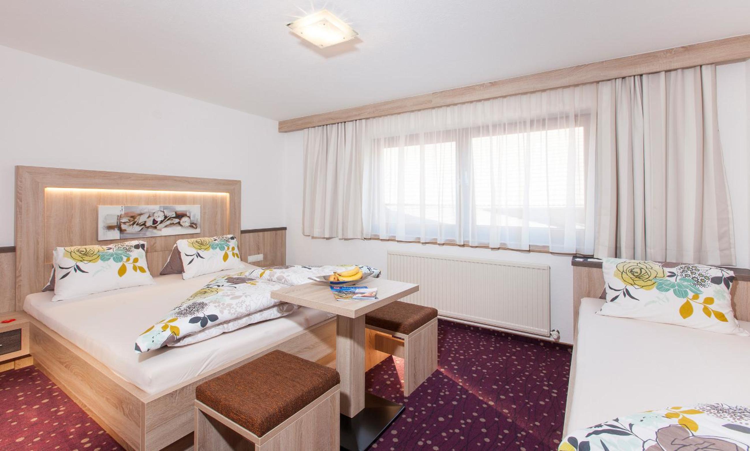 Three-Bedroom Apartment with Balcony photo 1
