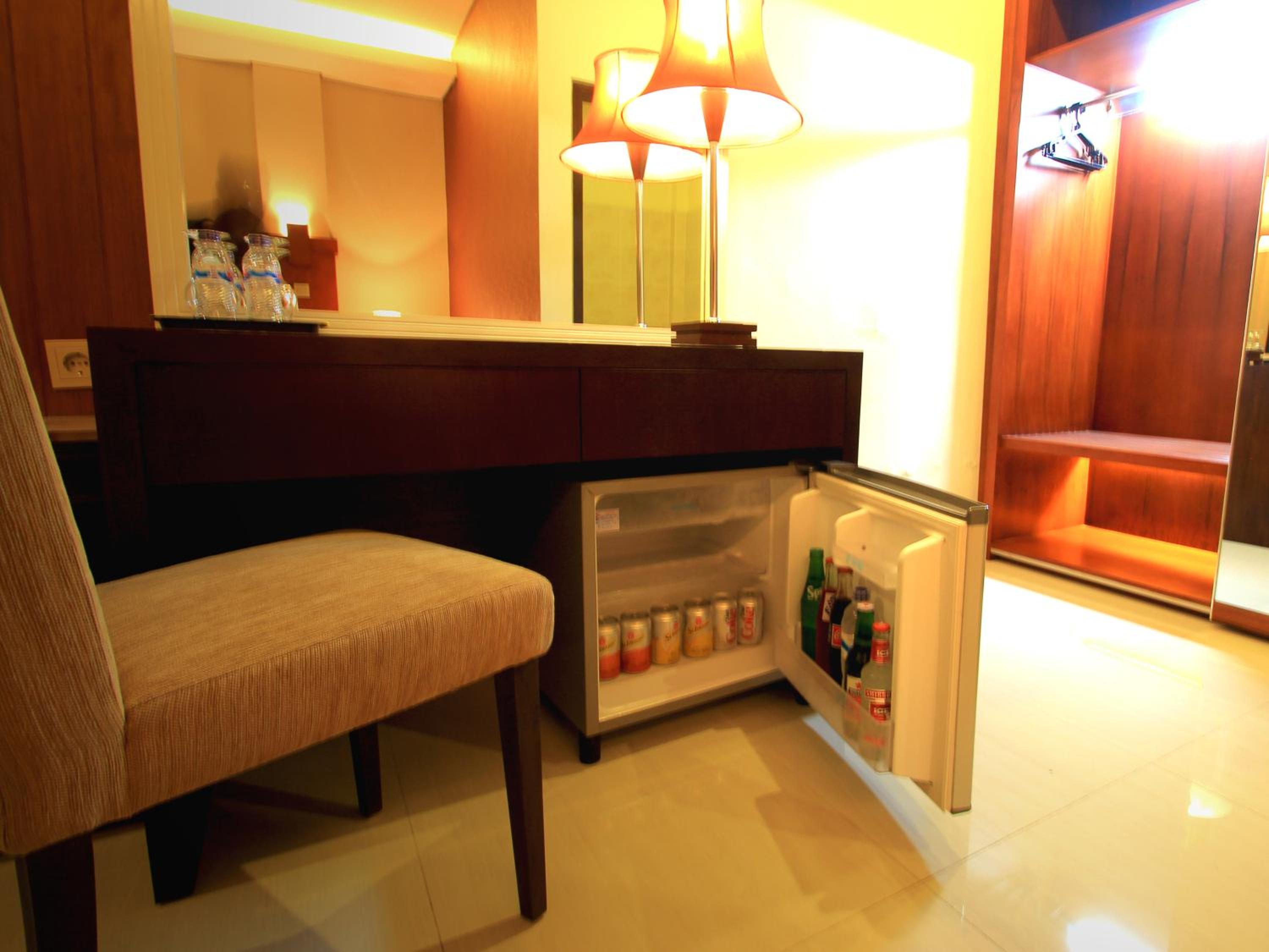 Deluxe Double or Twin Room with Garden View and Bathtub photo 3