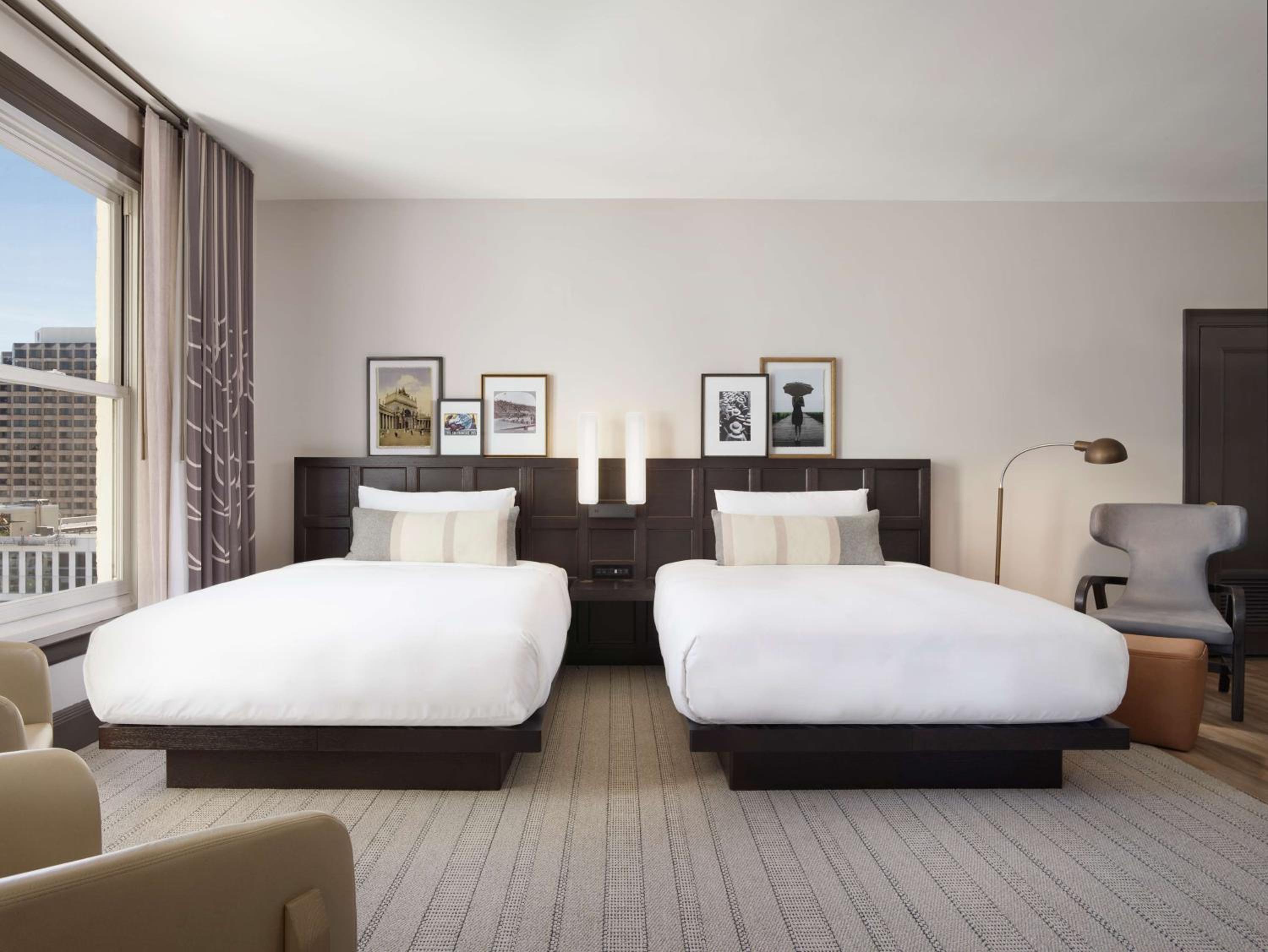 Executive Two Queen Beds - Photo 4