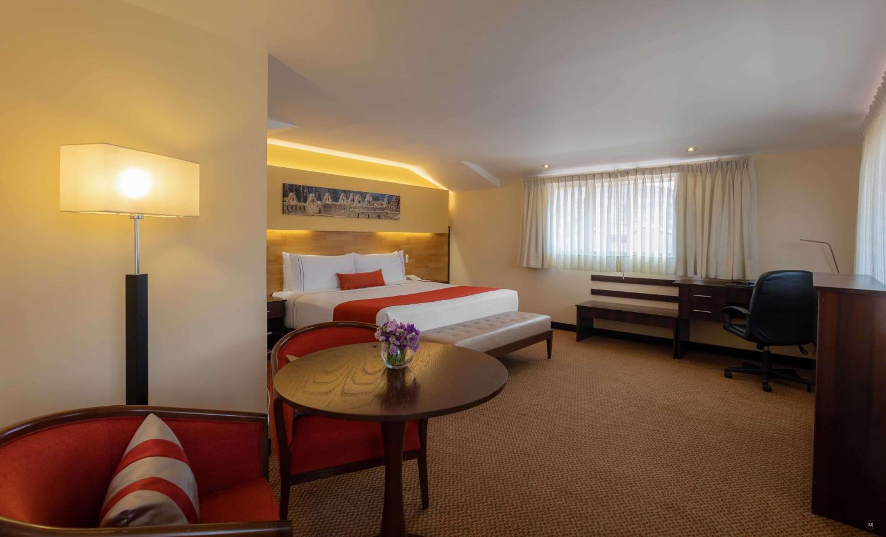 Executive Double Room with One King Size Bed - Photo 3