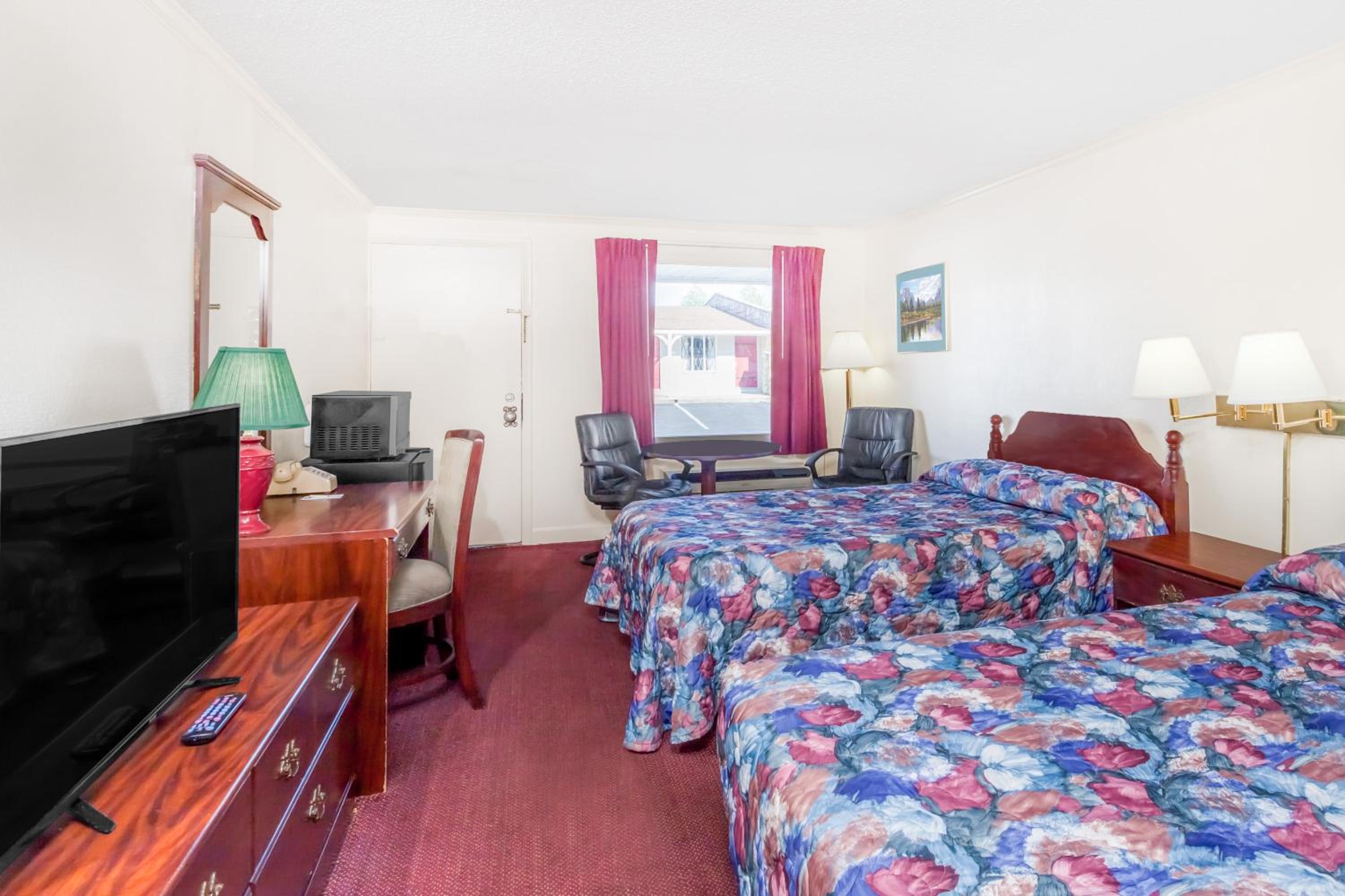 Double Room - Photo 1