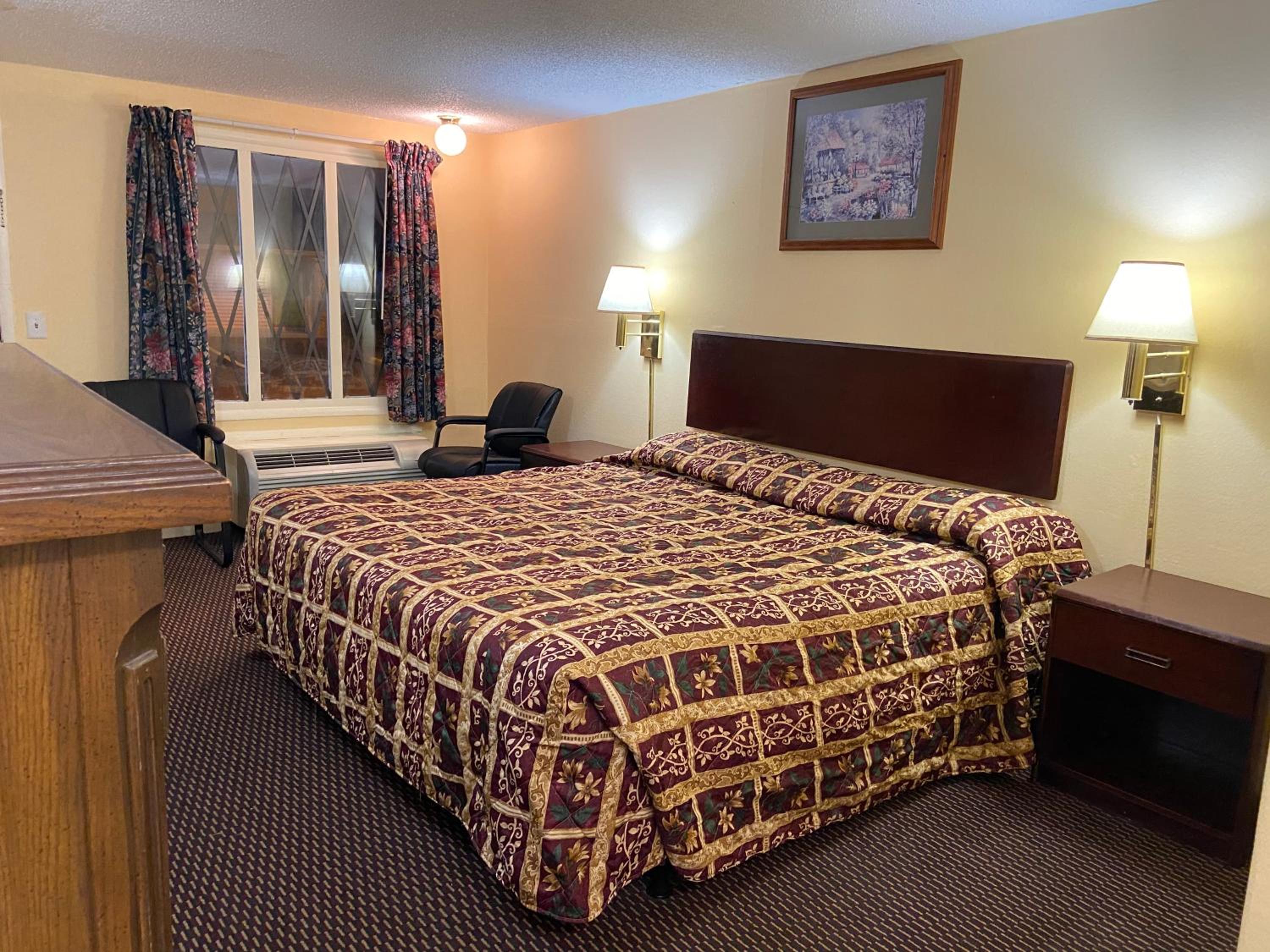 King Room - Disability Access - Photo 3