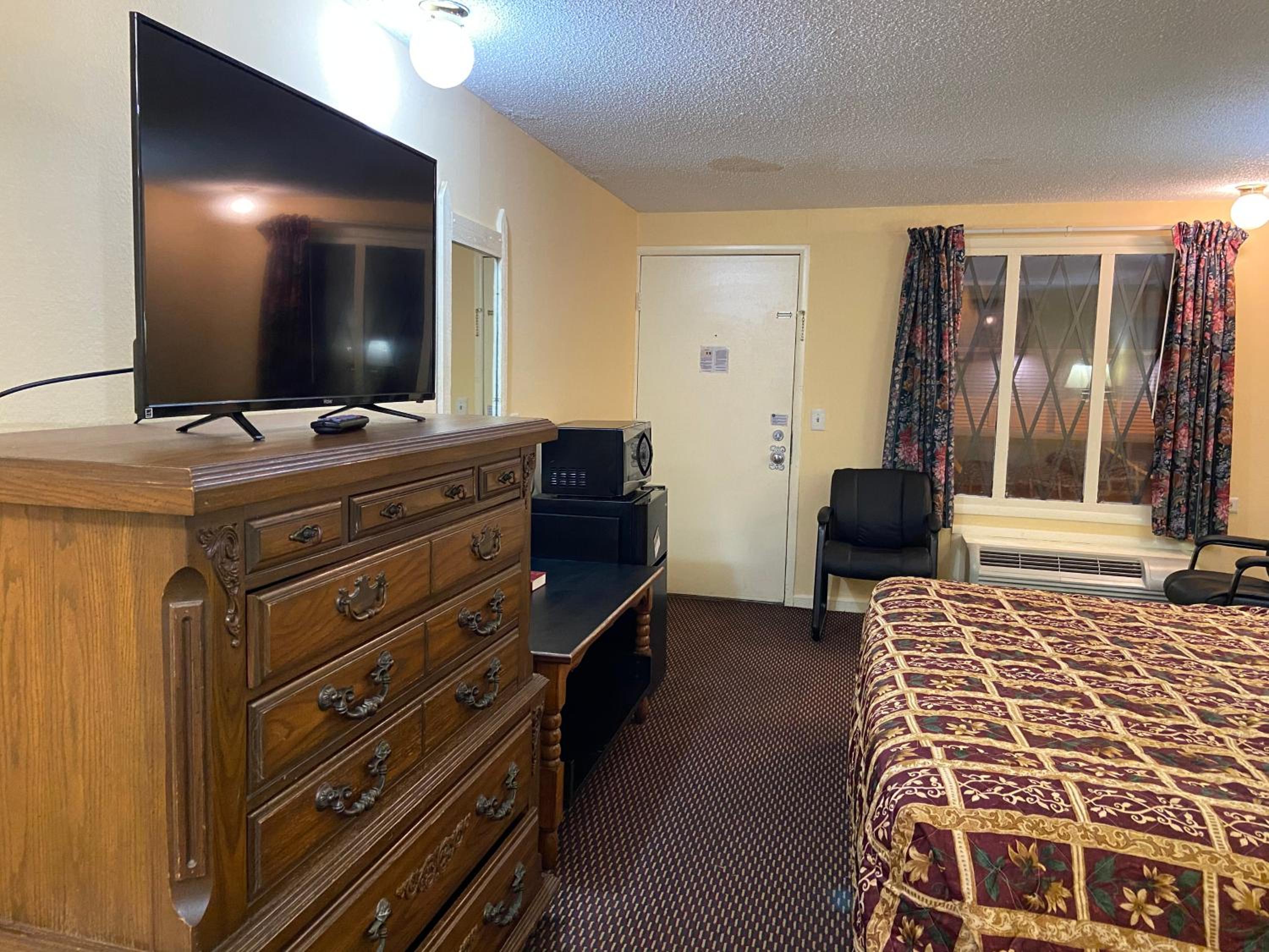 King Room - Disability Access - Photo 4