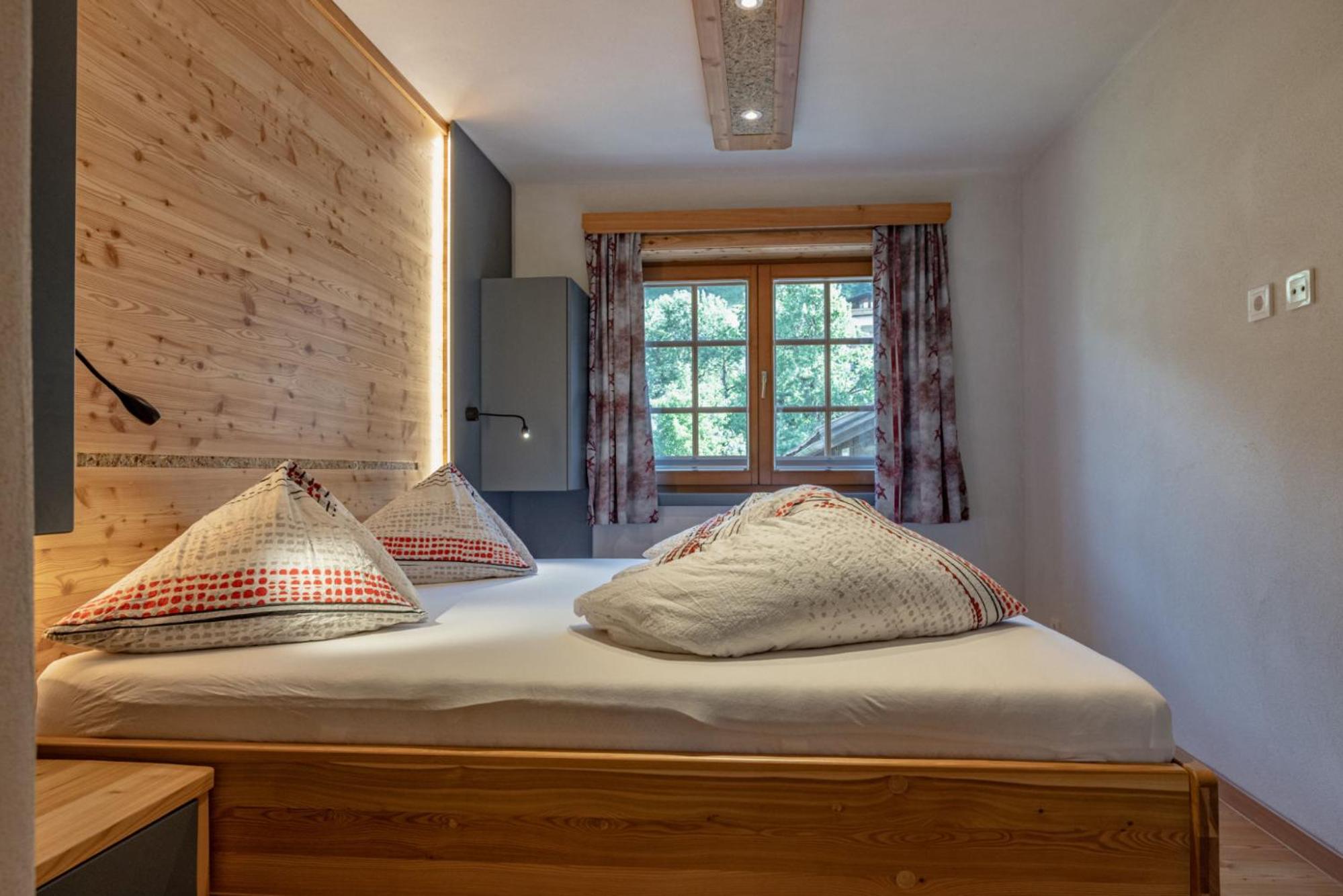 Two-Bedroom Suite photo 2