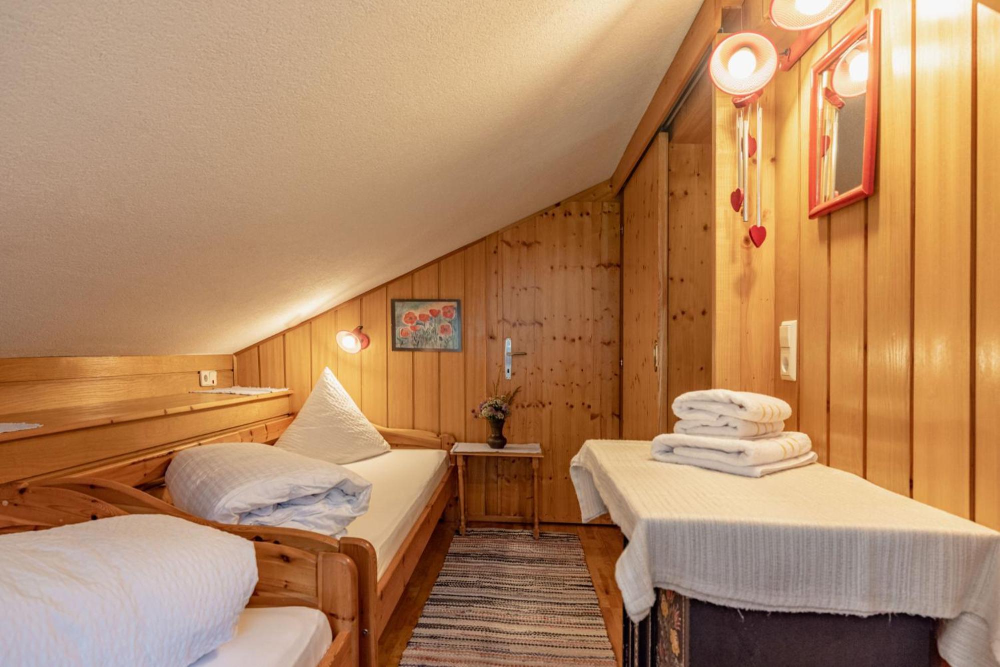 Two-Bedroom Apartment with Balcony photo 2