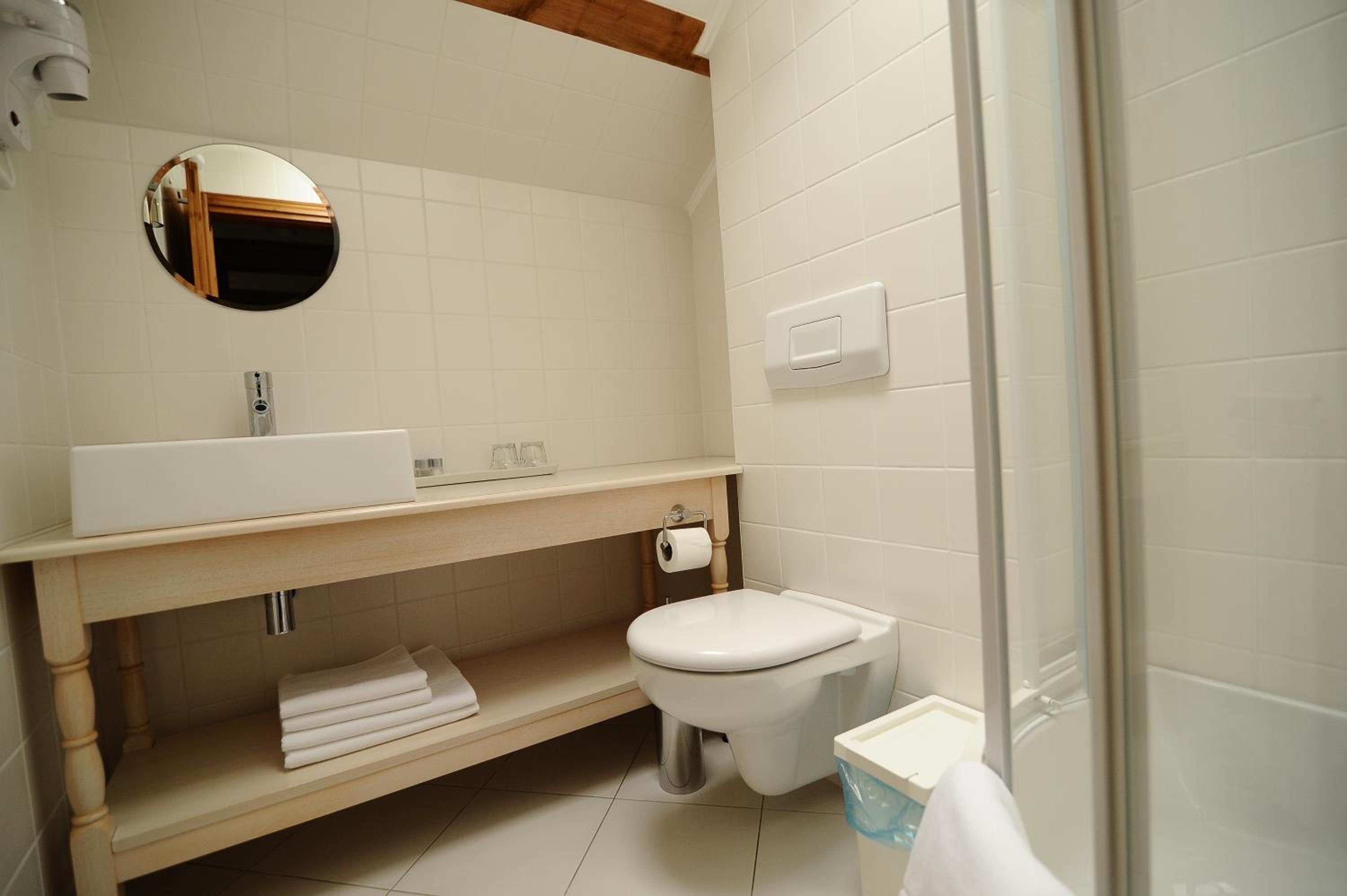 Double Room - Photo 3
