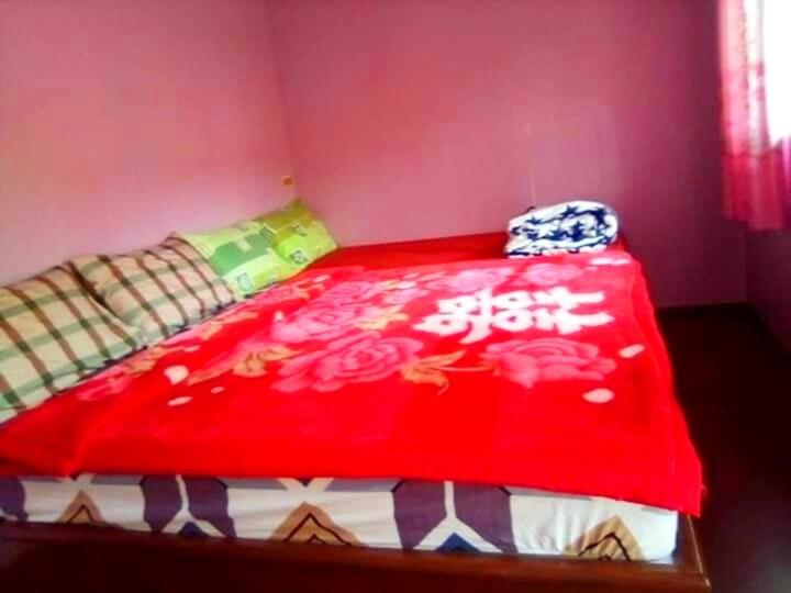 Quadruple Room with Private Bathroom - Photo 1