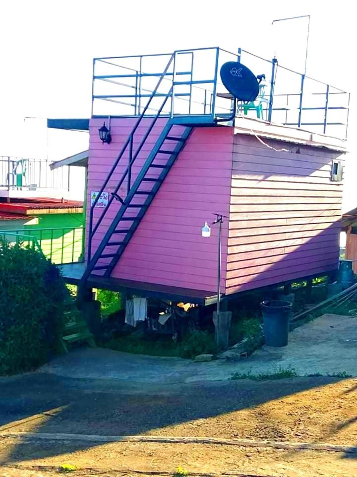 Quadruple Room with Private Bathroom - Photo 4