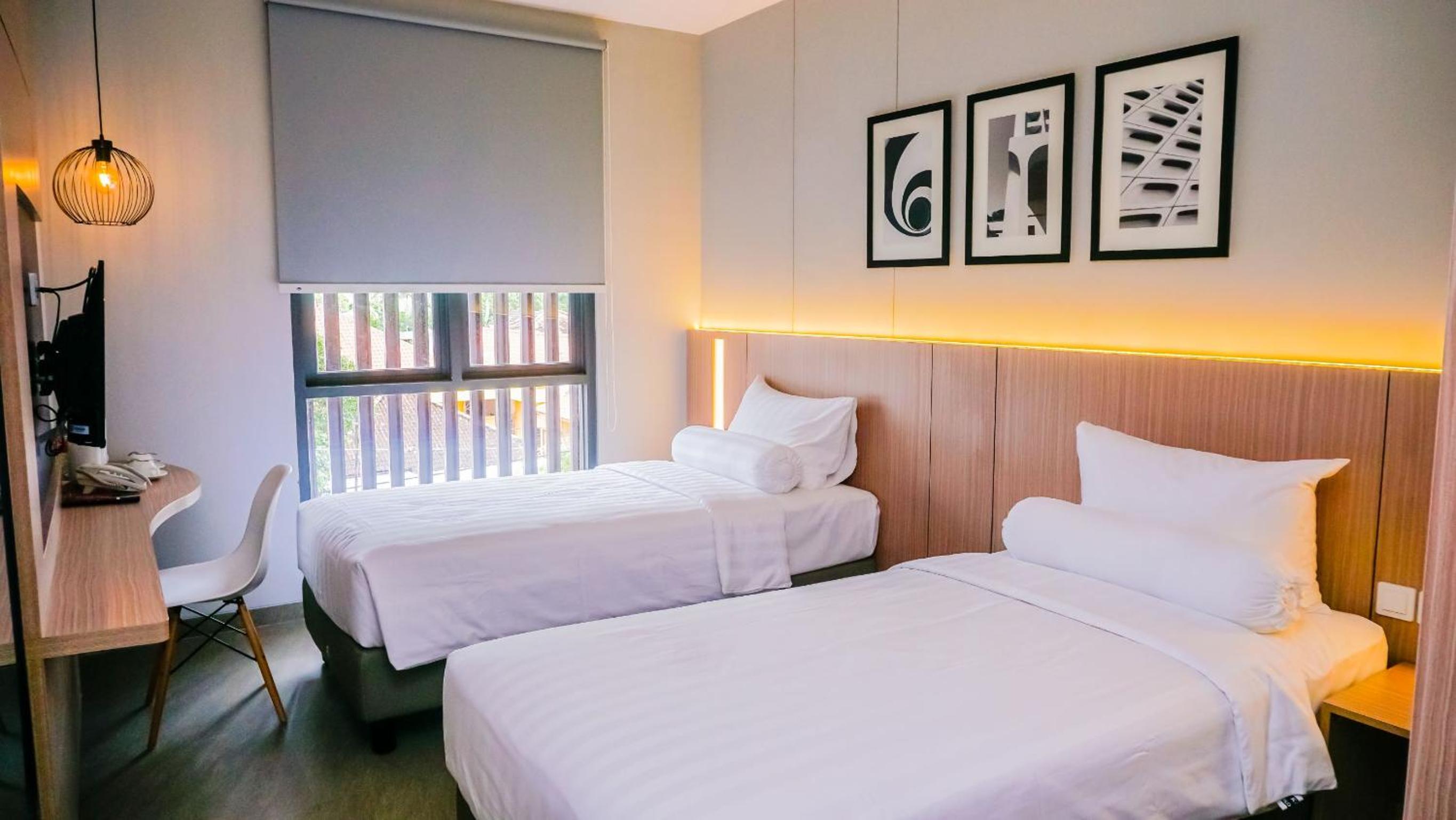 Deluxe Twin Room - Photo 2