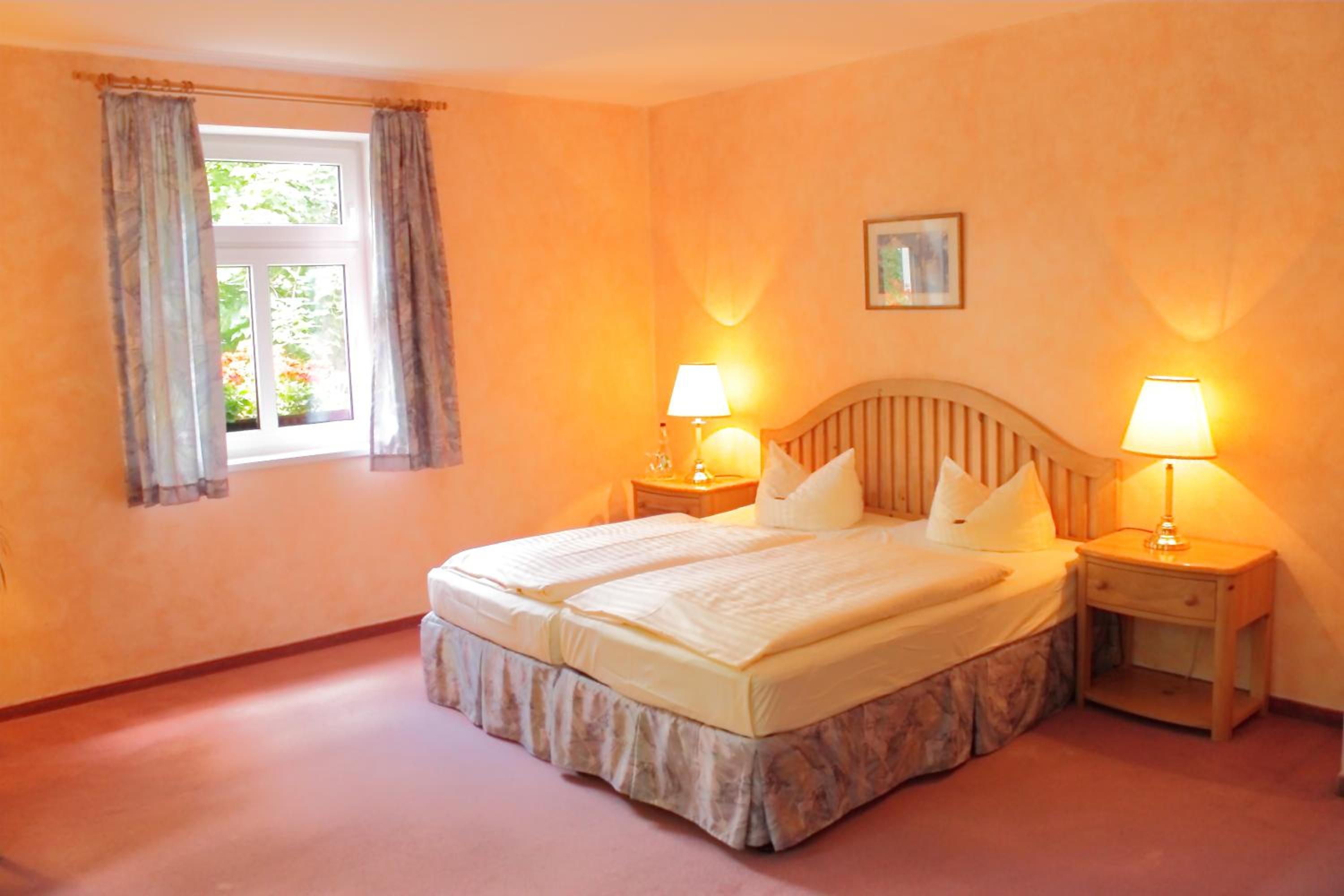 Double Room - Photo 1