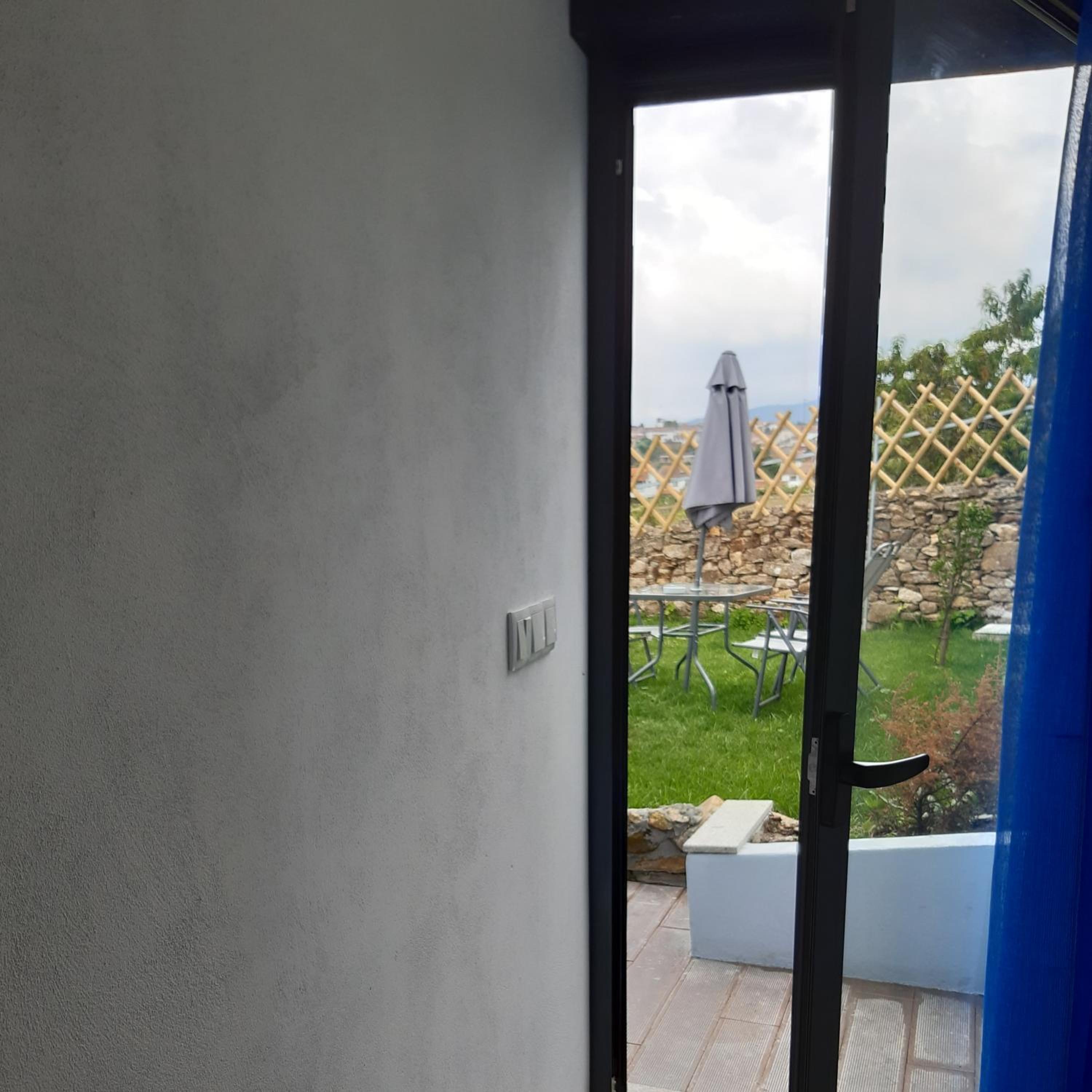 Two-Bedroom House - Photo 11