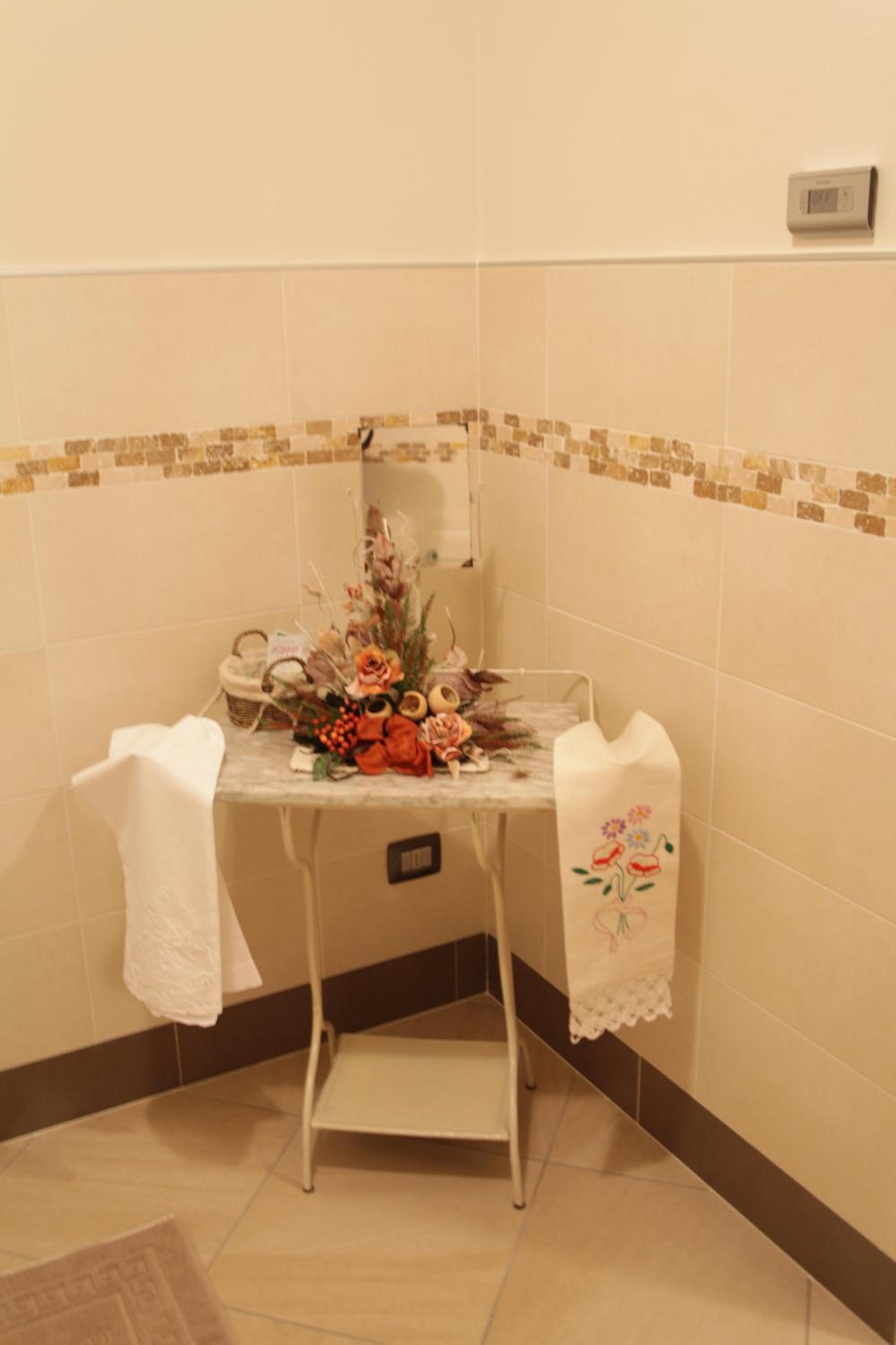 Double Room with Extra Bed photo 3