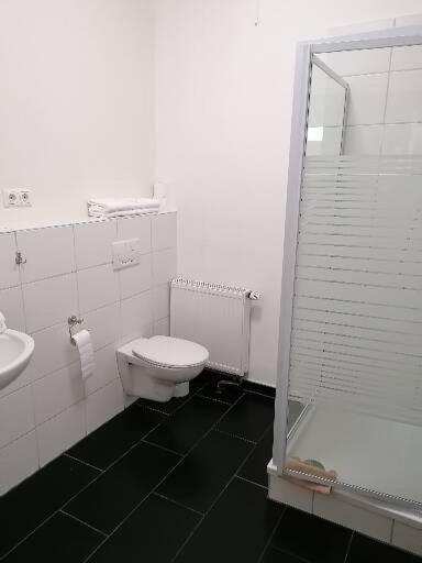 Twin Room - Photo 4