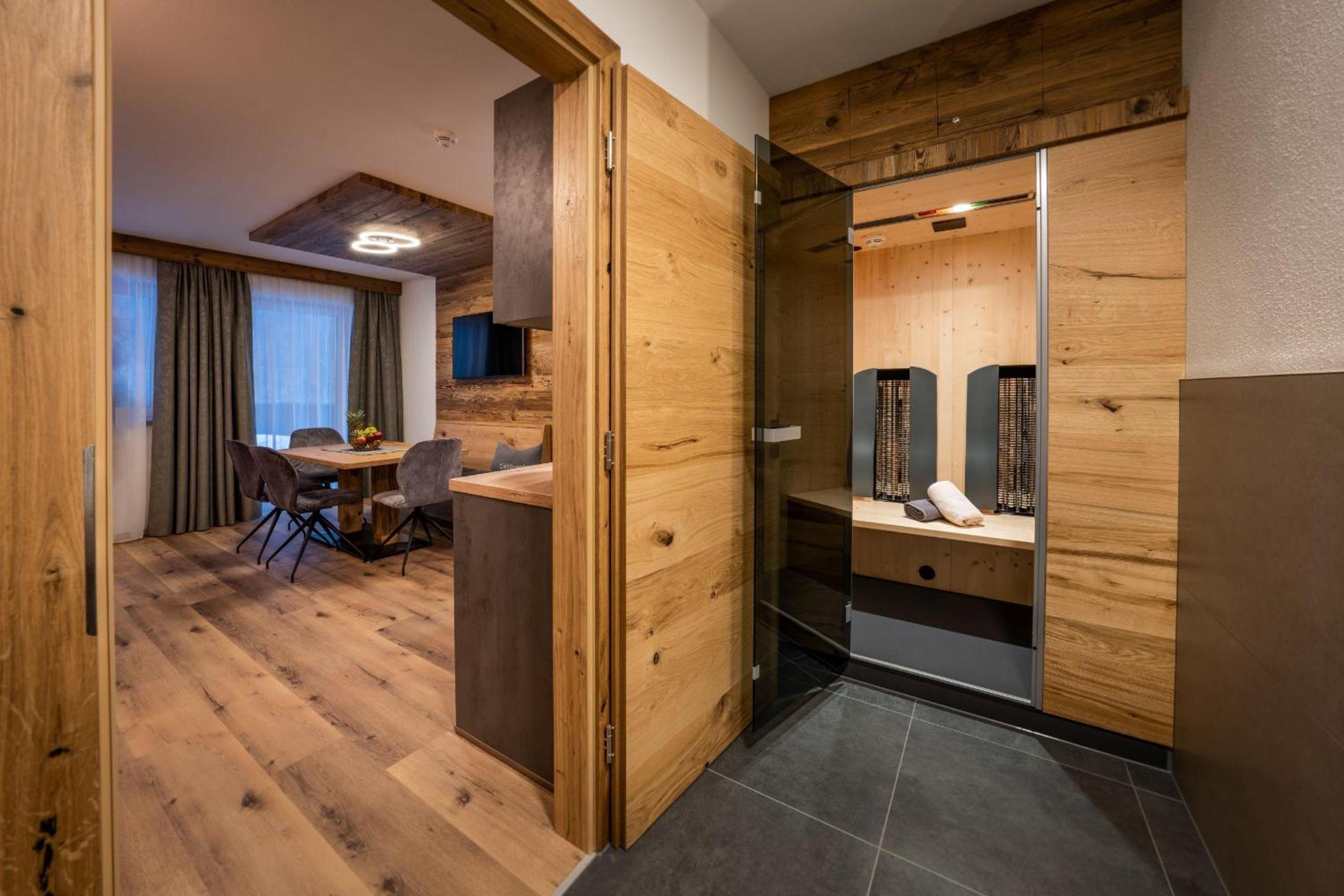 Two-Bedroom Apartment with Shower  photo 1
