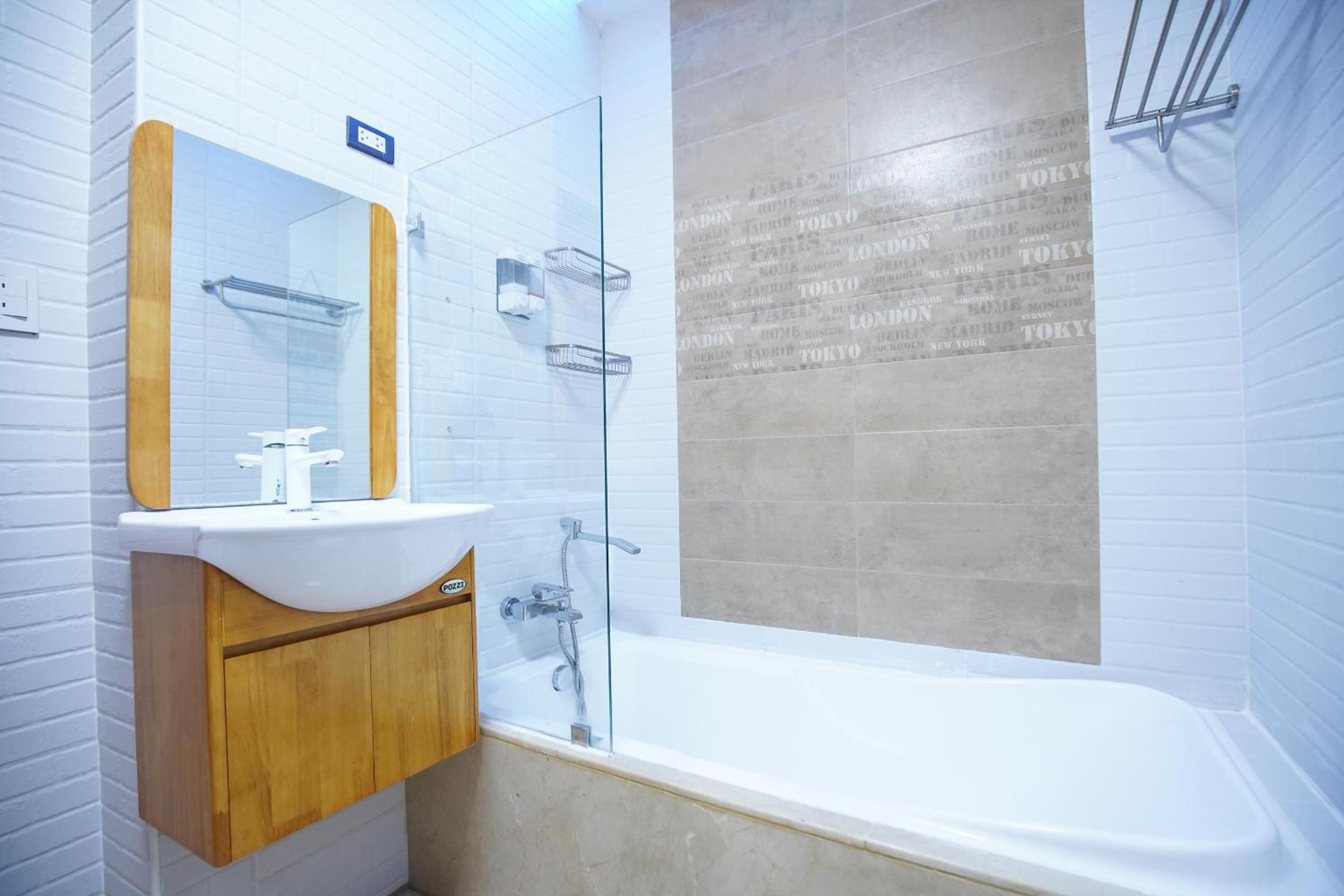 Loft Suite - Photo 18