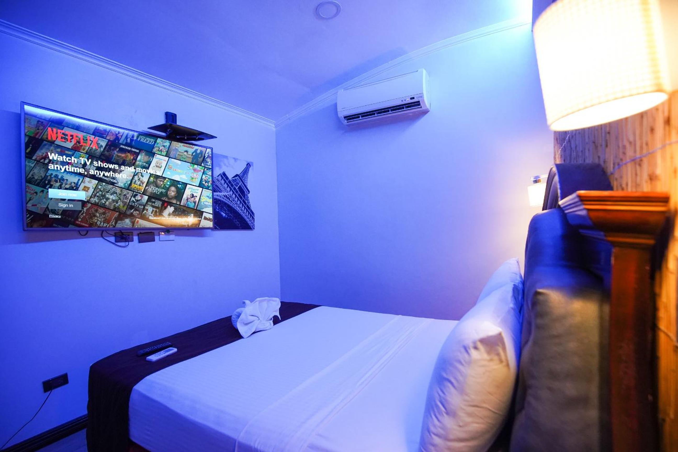 Loft Suite - Photo 4