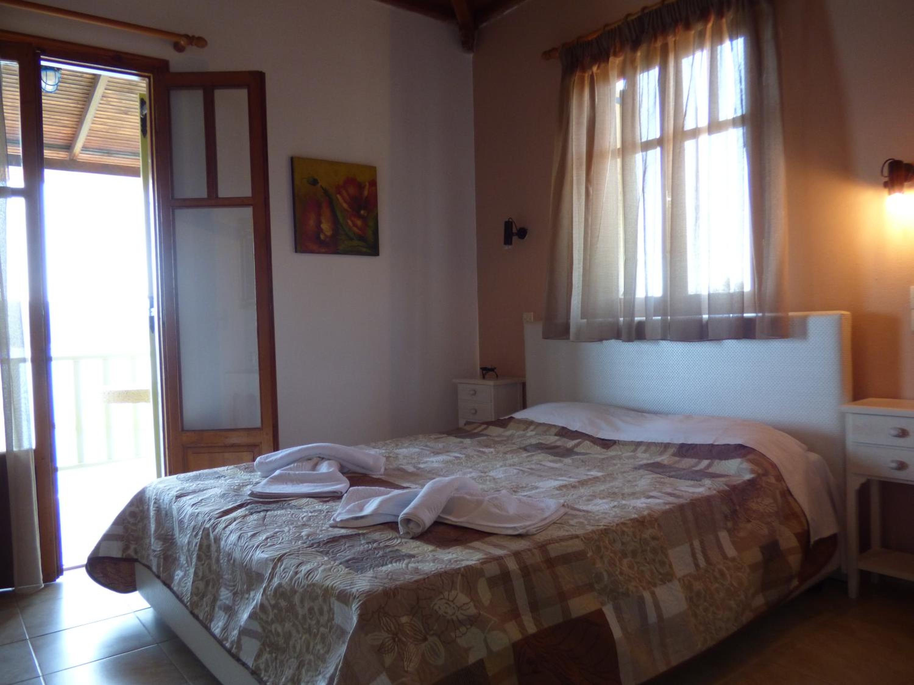 Studio (2 Adults) - Photo 21