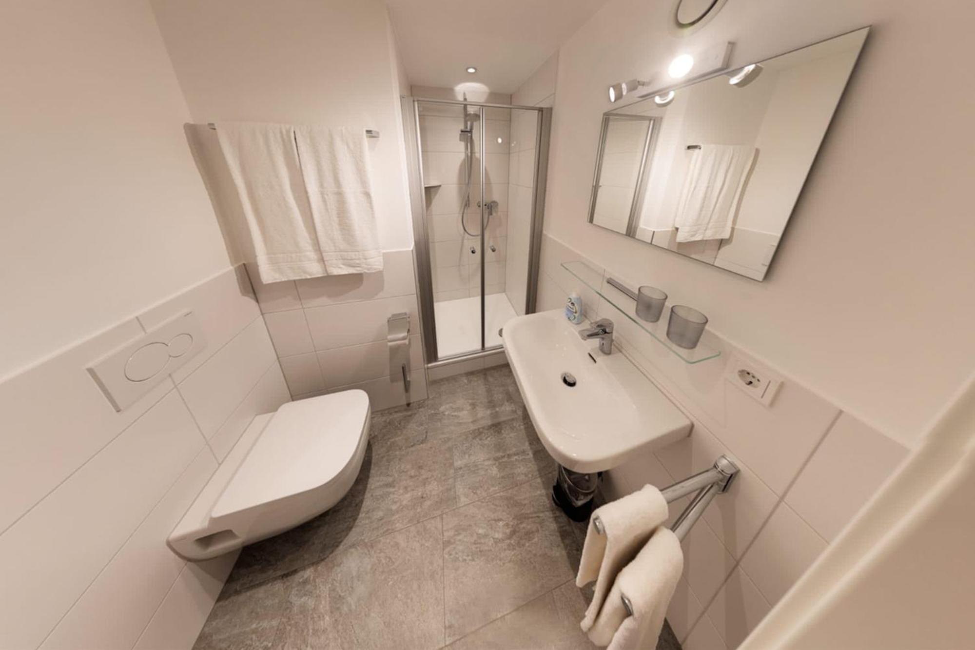 Double or Twin Room photo 2