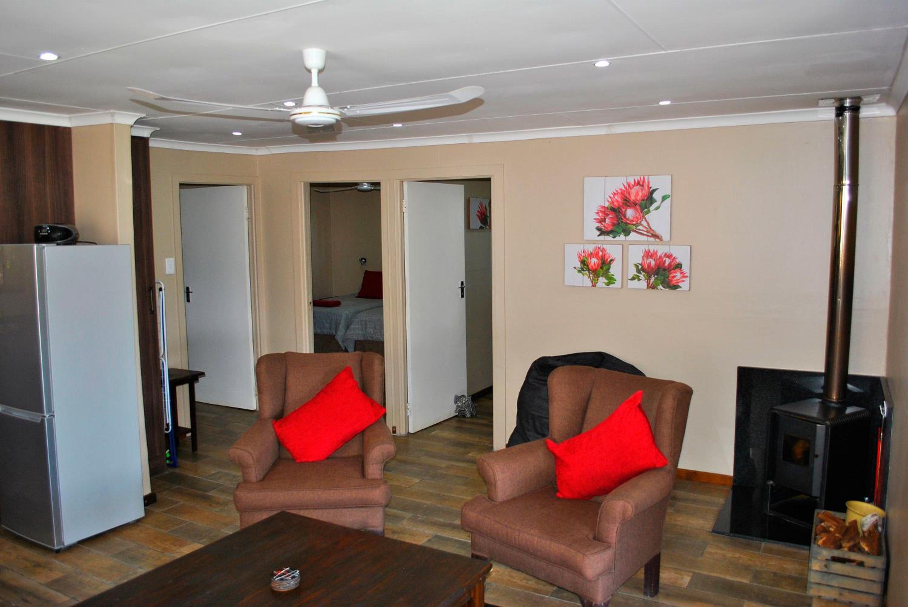 Apartment photo 2