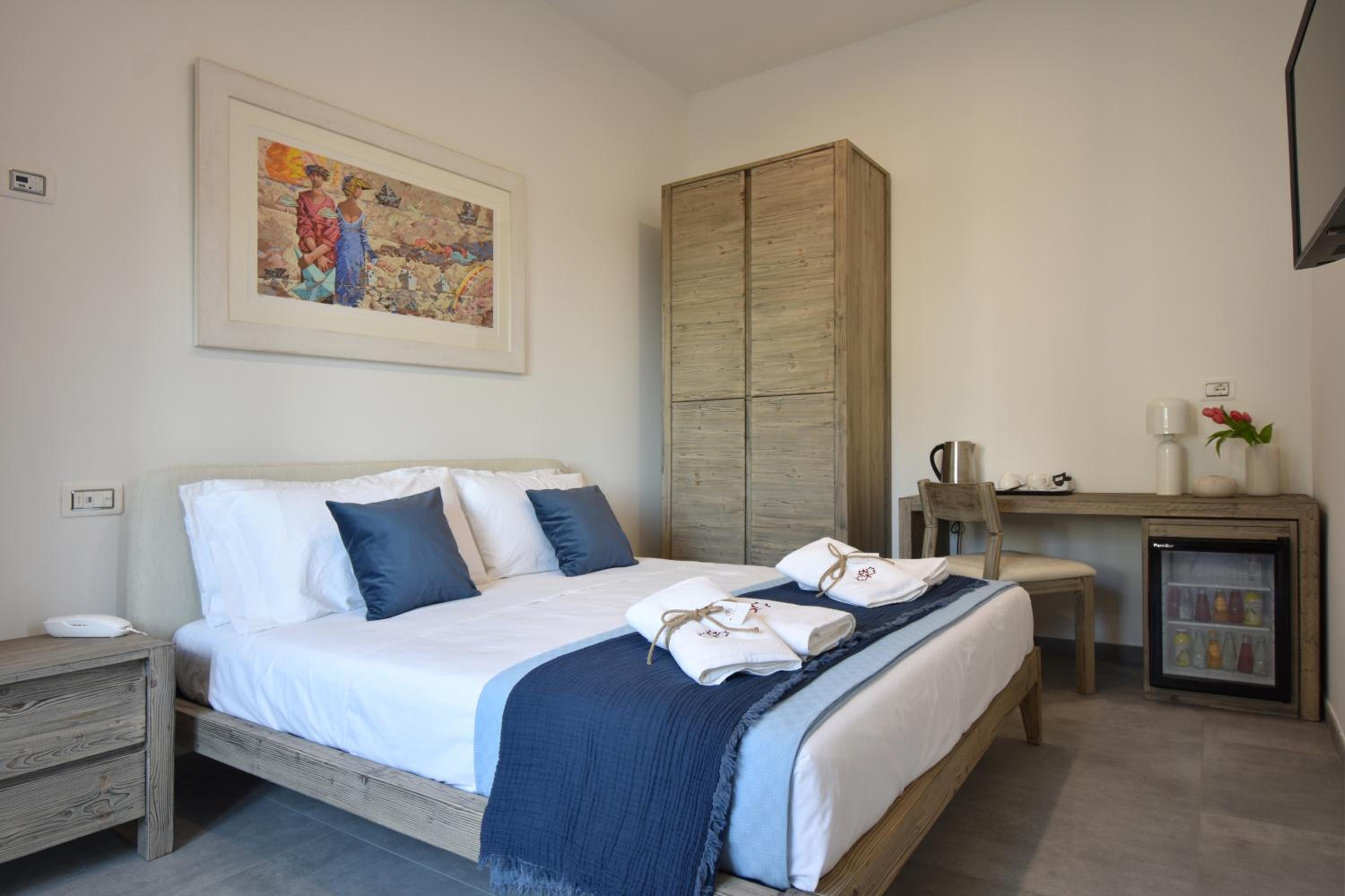 Double Room - Photo 8