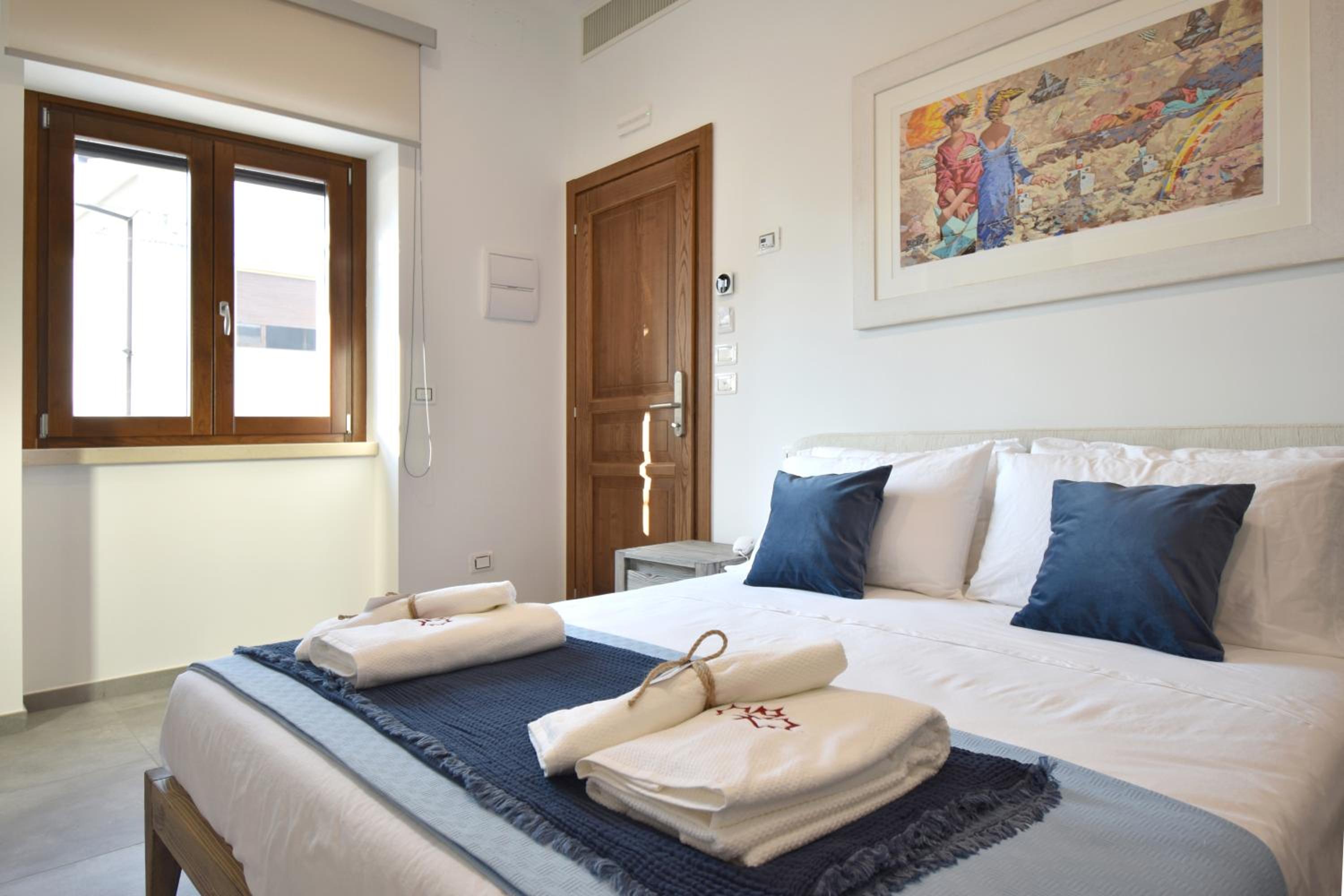 Double Room - Photo 6