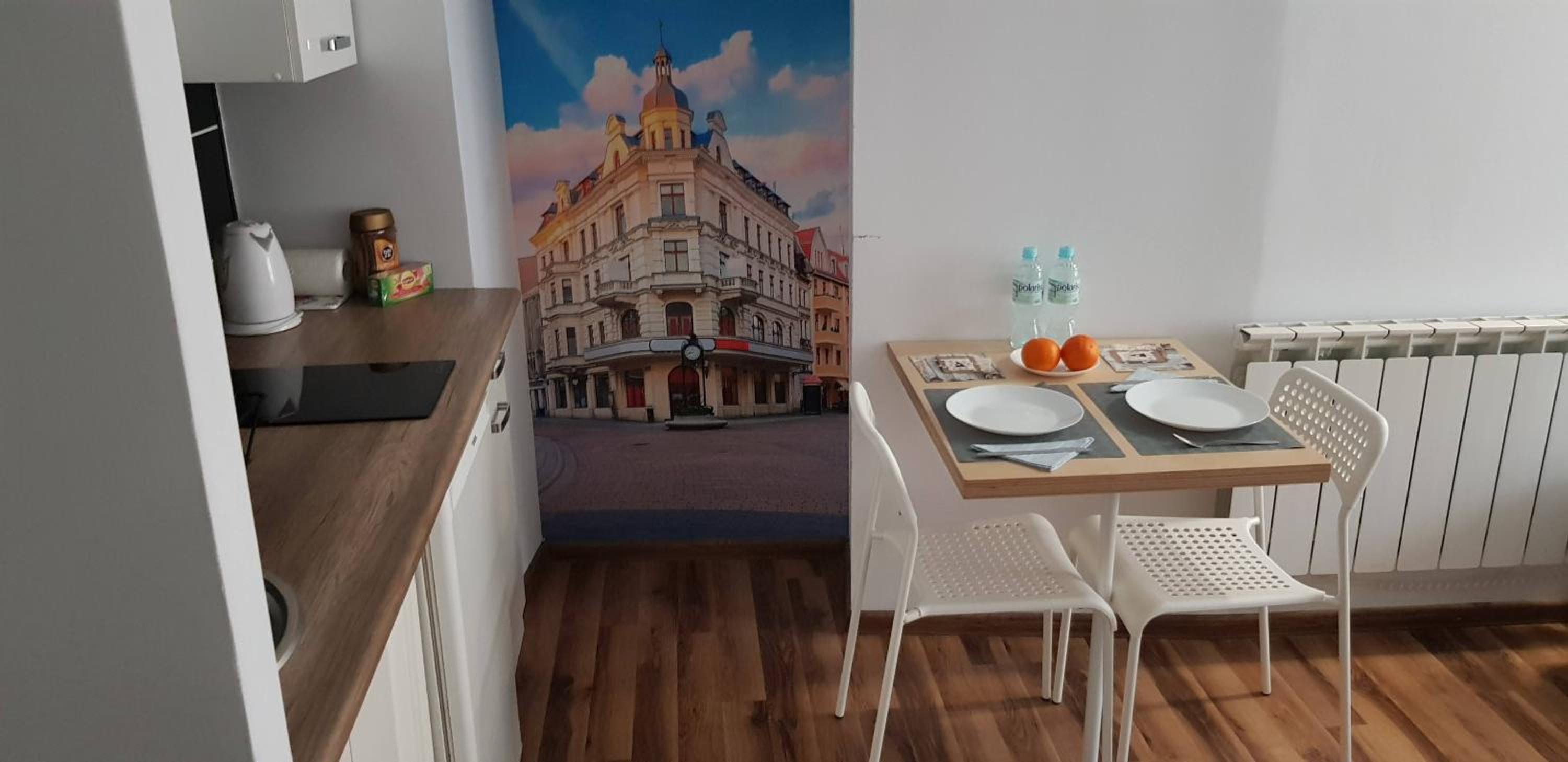 One-Bedroom Apartment - Photo 11