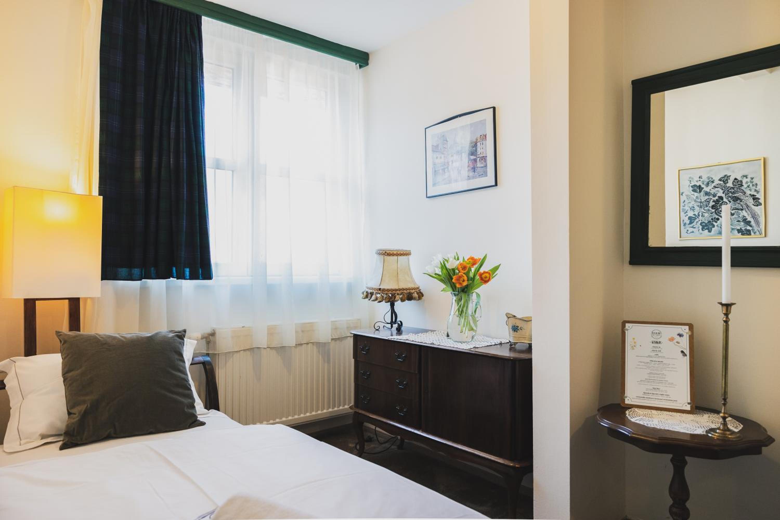 Deluxe Triple Room photo 3