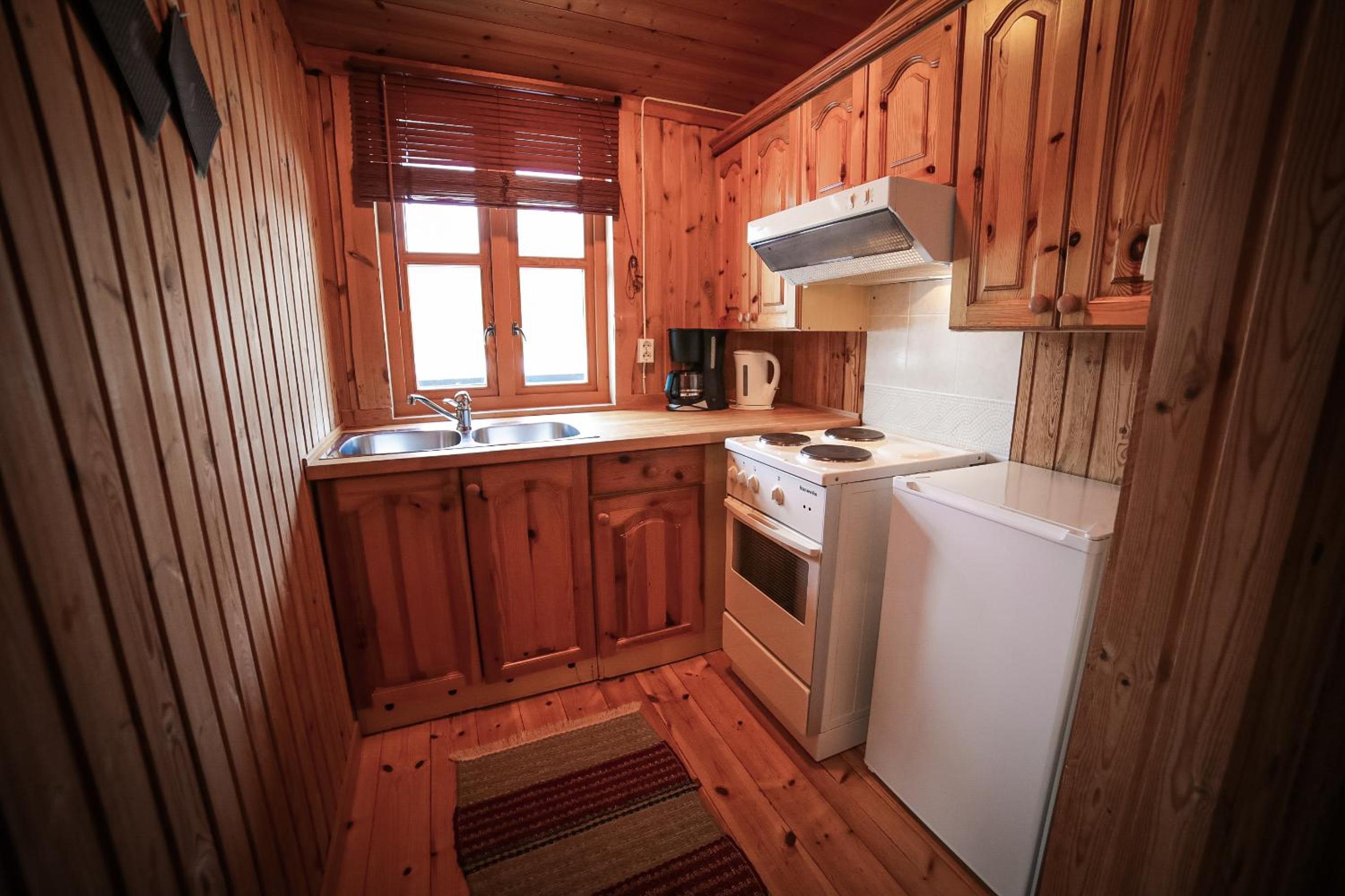 One-Bedroom Cottage - Photo 2
