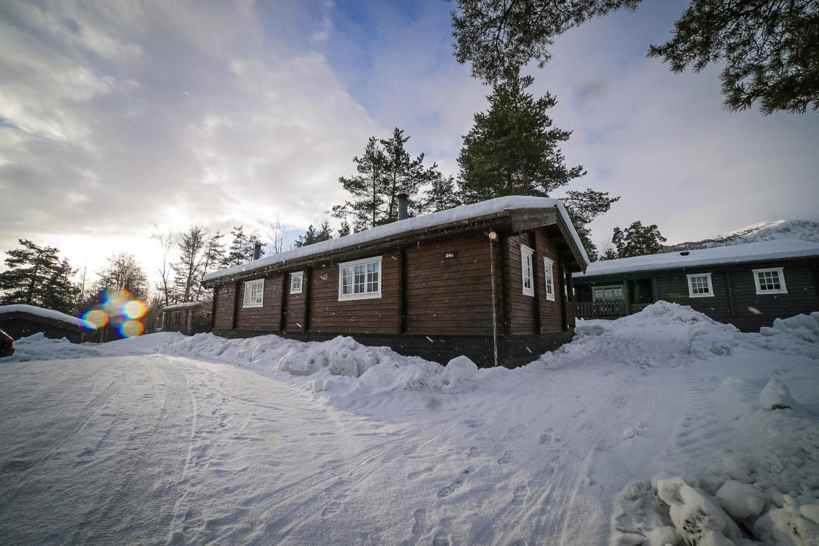 Two-Bedroom Cottage - Photo 2