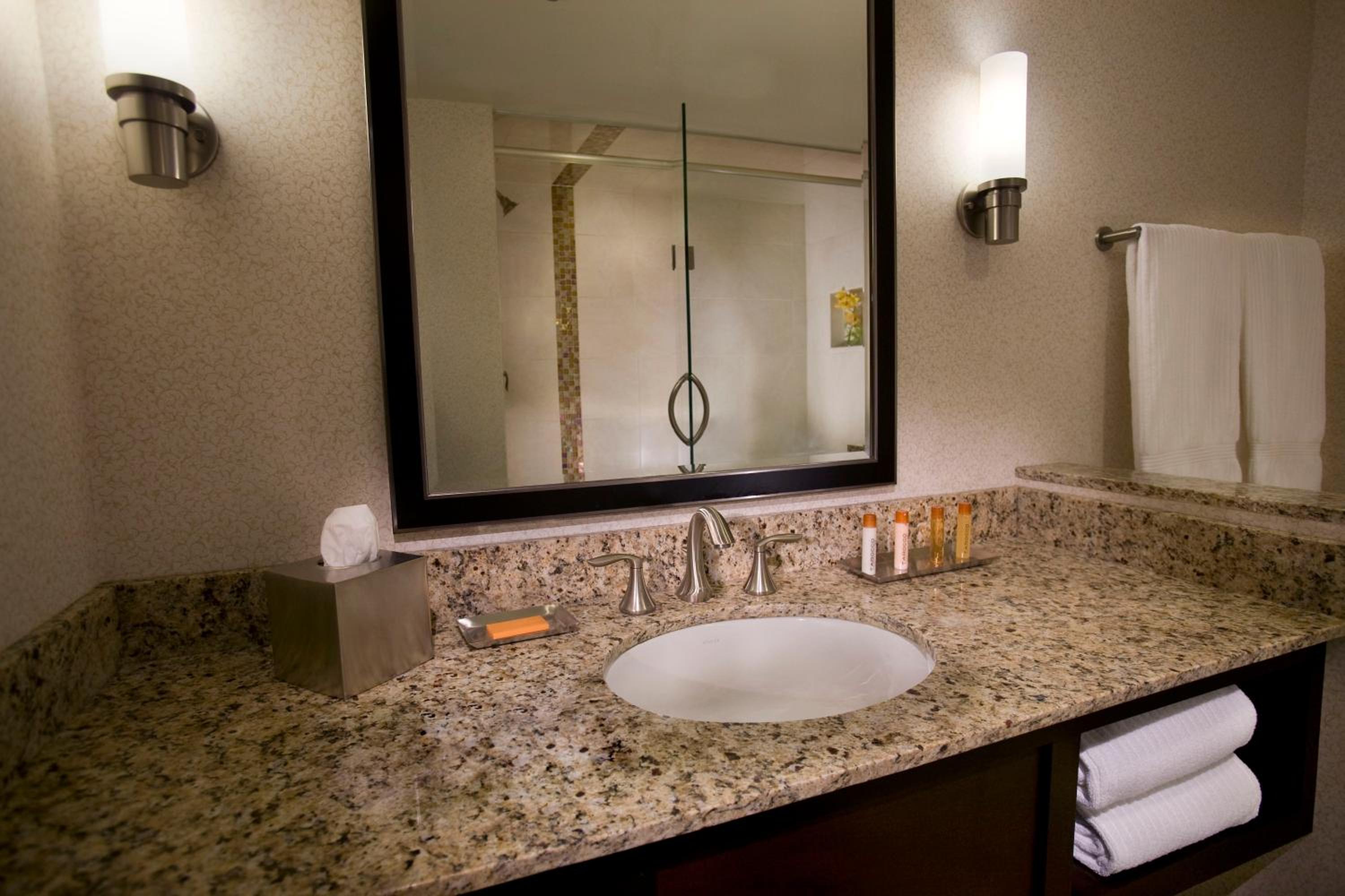 Premier Queen Room - Photo 4