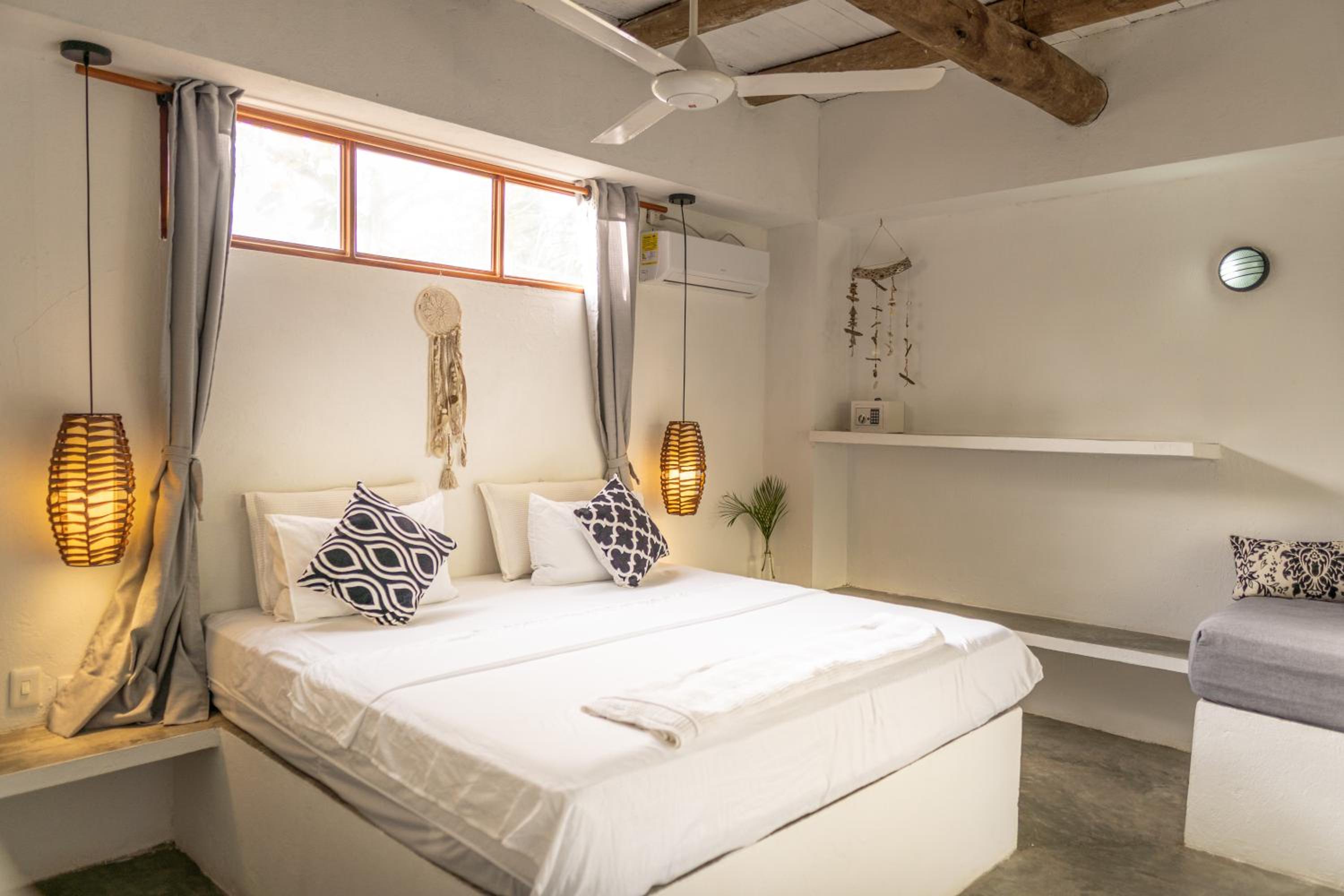 Triple Room with Terrace
