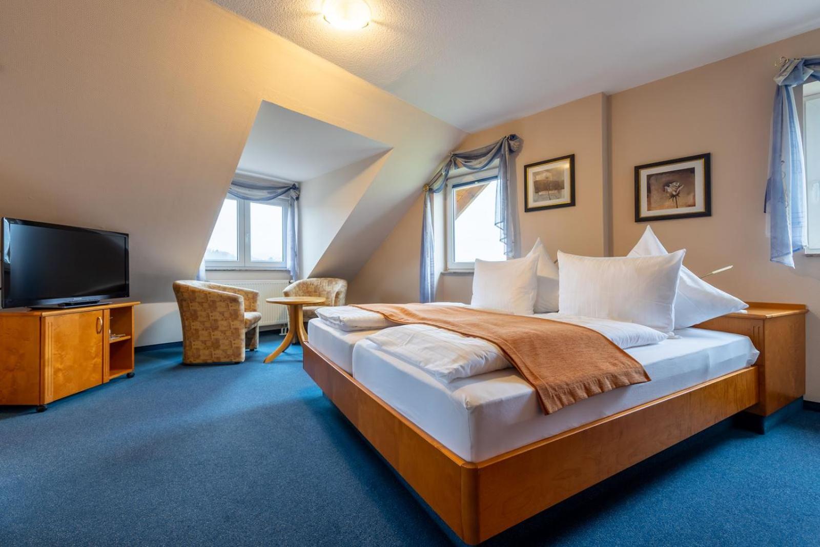 Double Room - Photo 4
