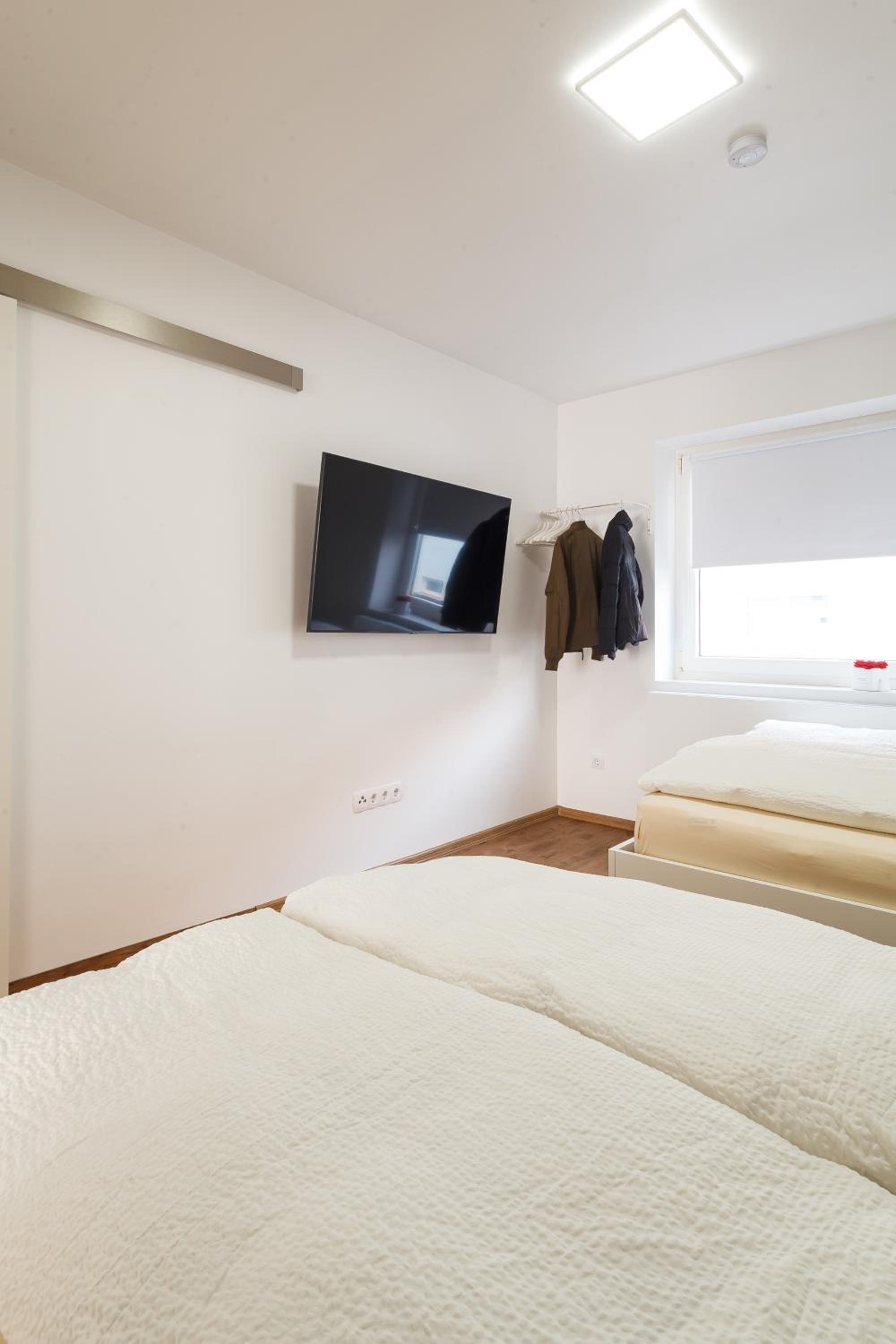 One-Bedroom Apartment - Photo 31