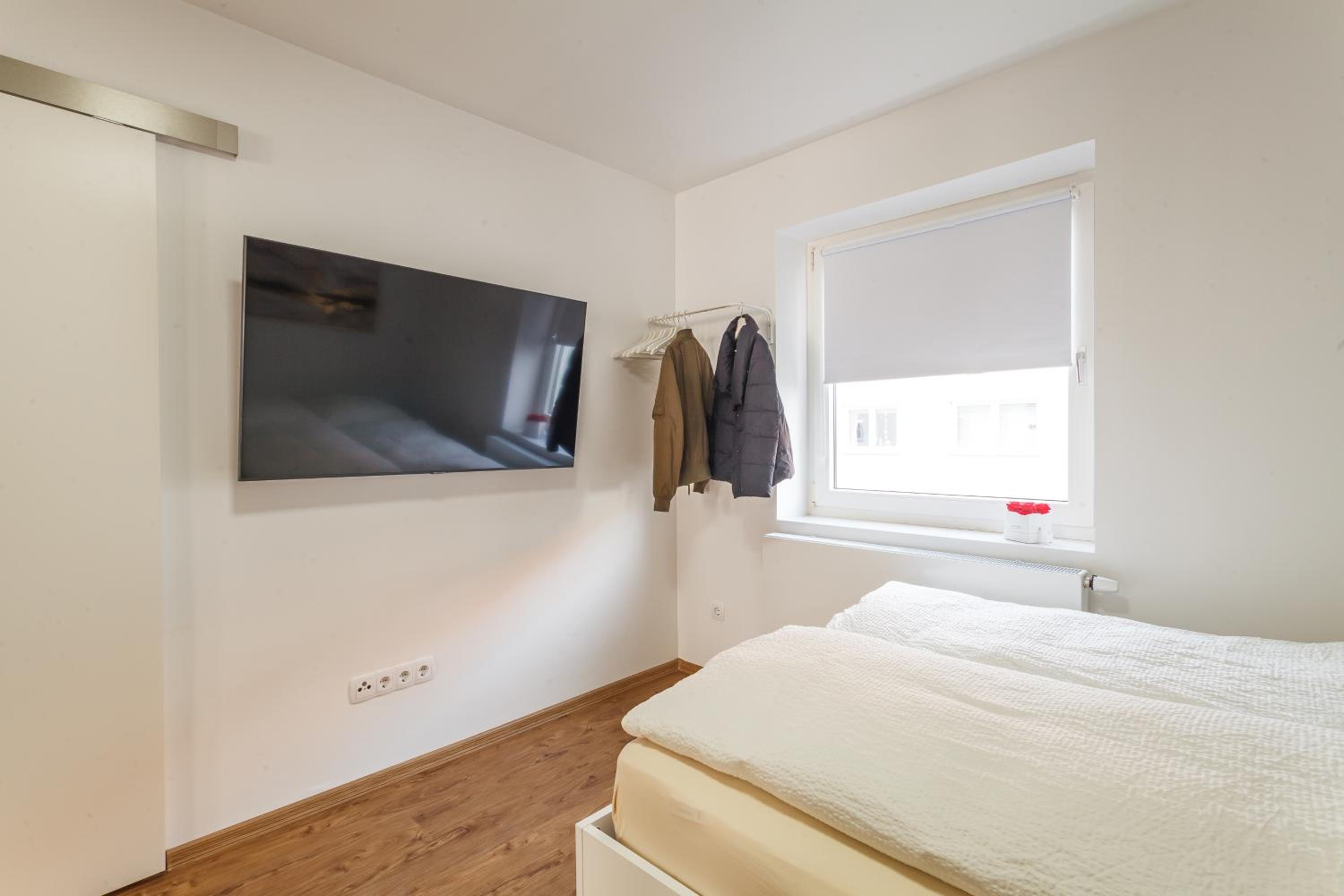 One-Bedroom Apartment - Photo 29