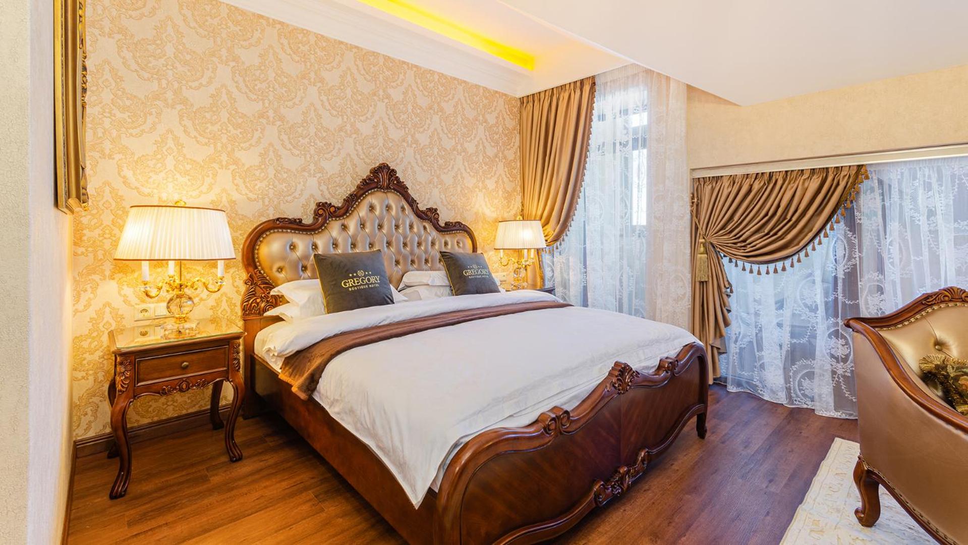 Deluxe King Room