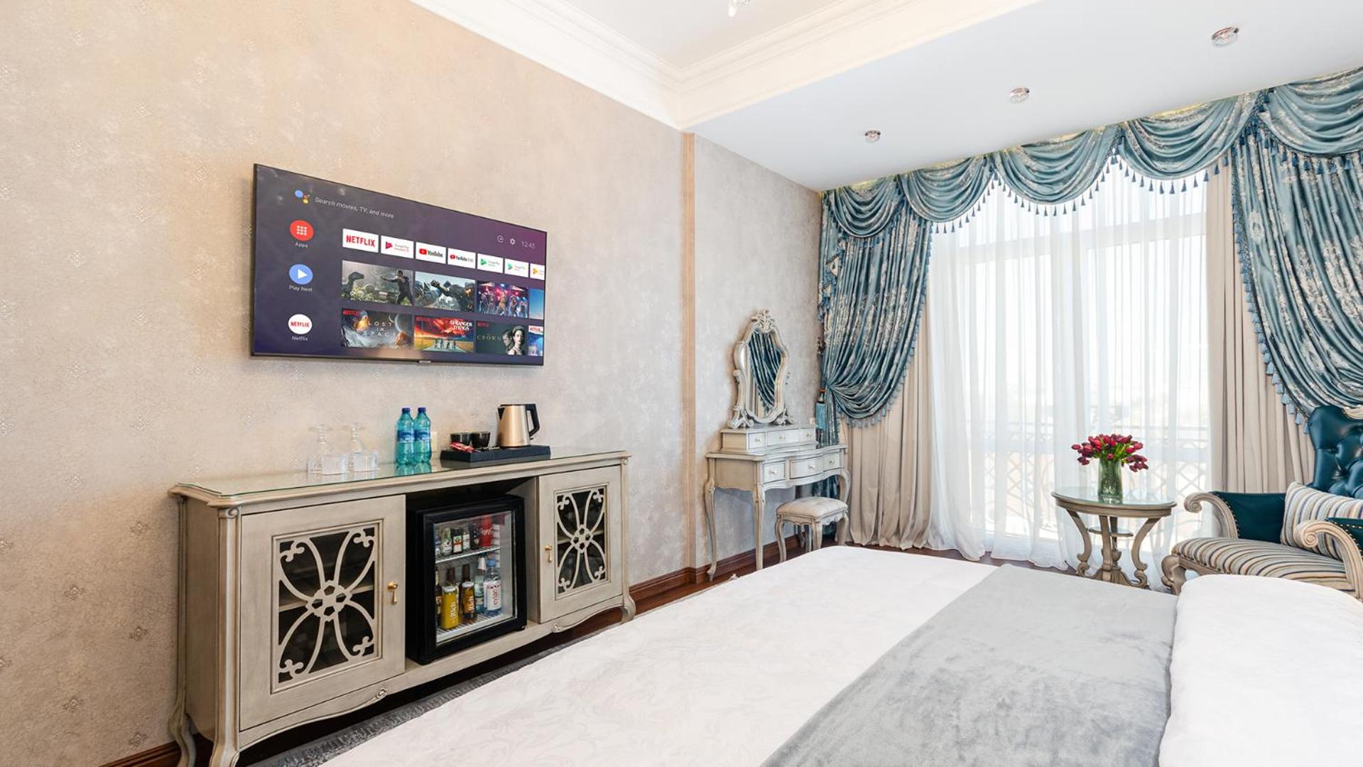Superior King Room - Photo 2