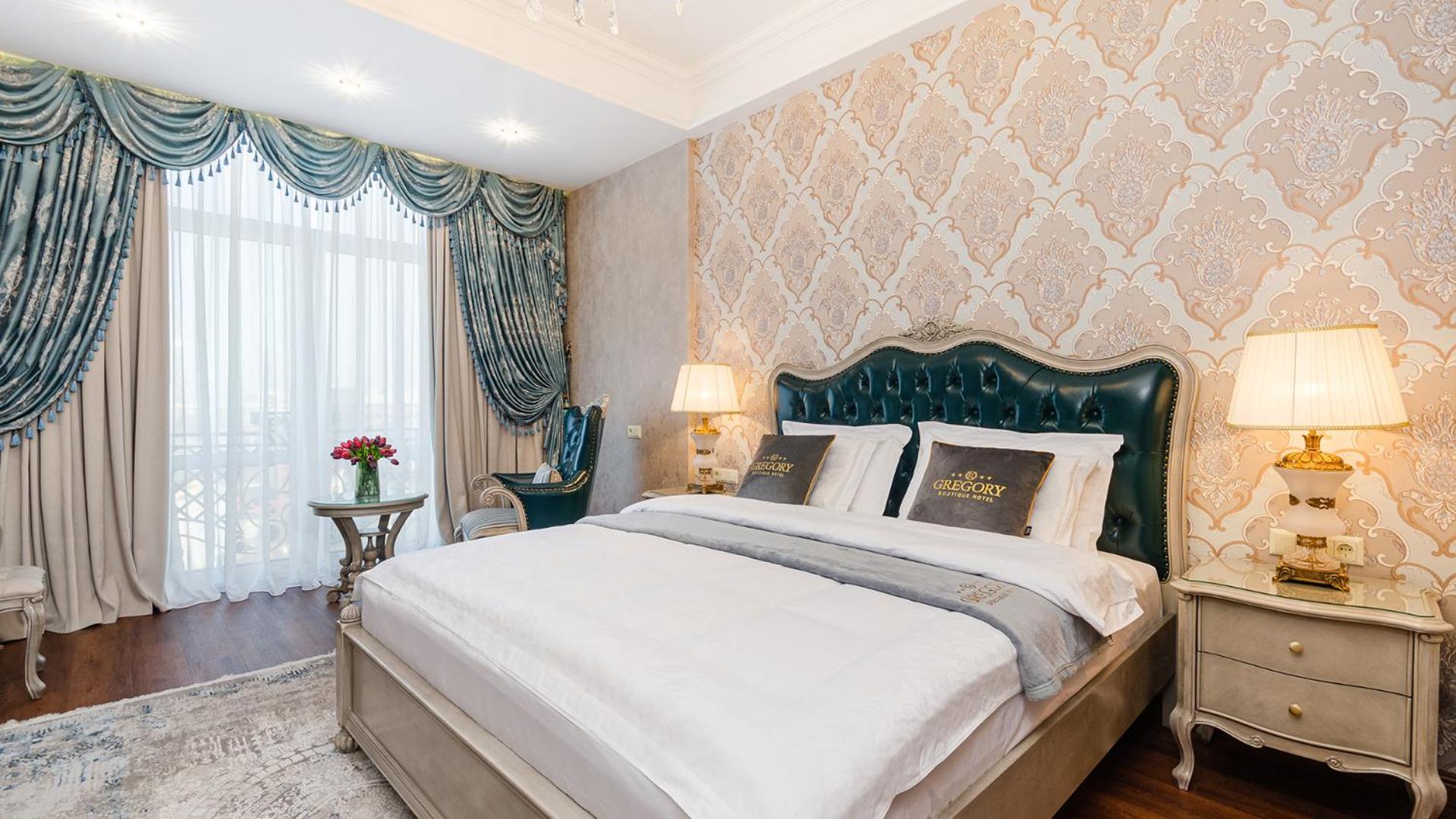 Superior King Room - Photo 1