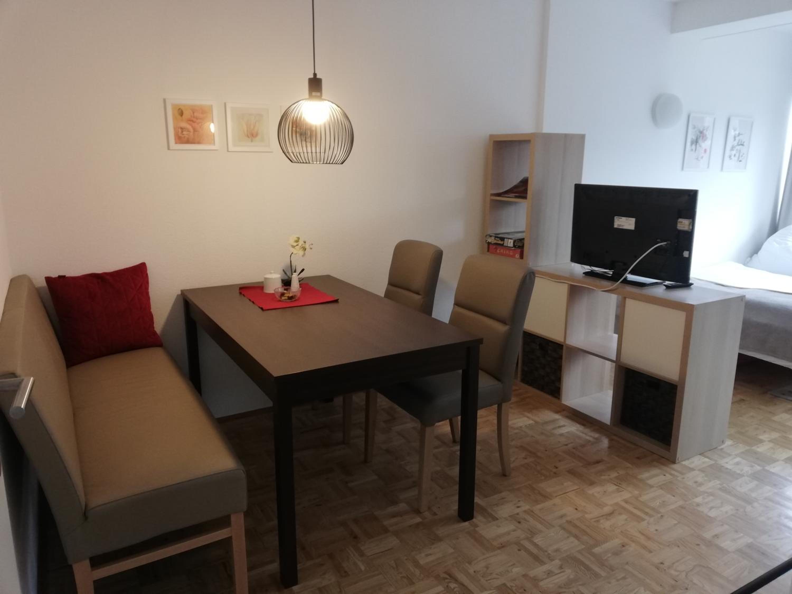 One-Bedroom Apartment photo 2