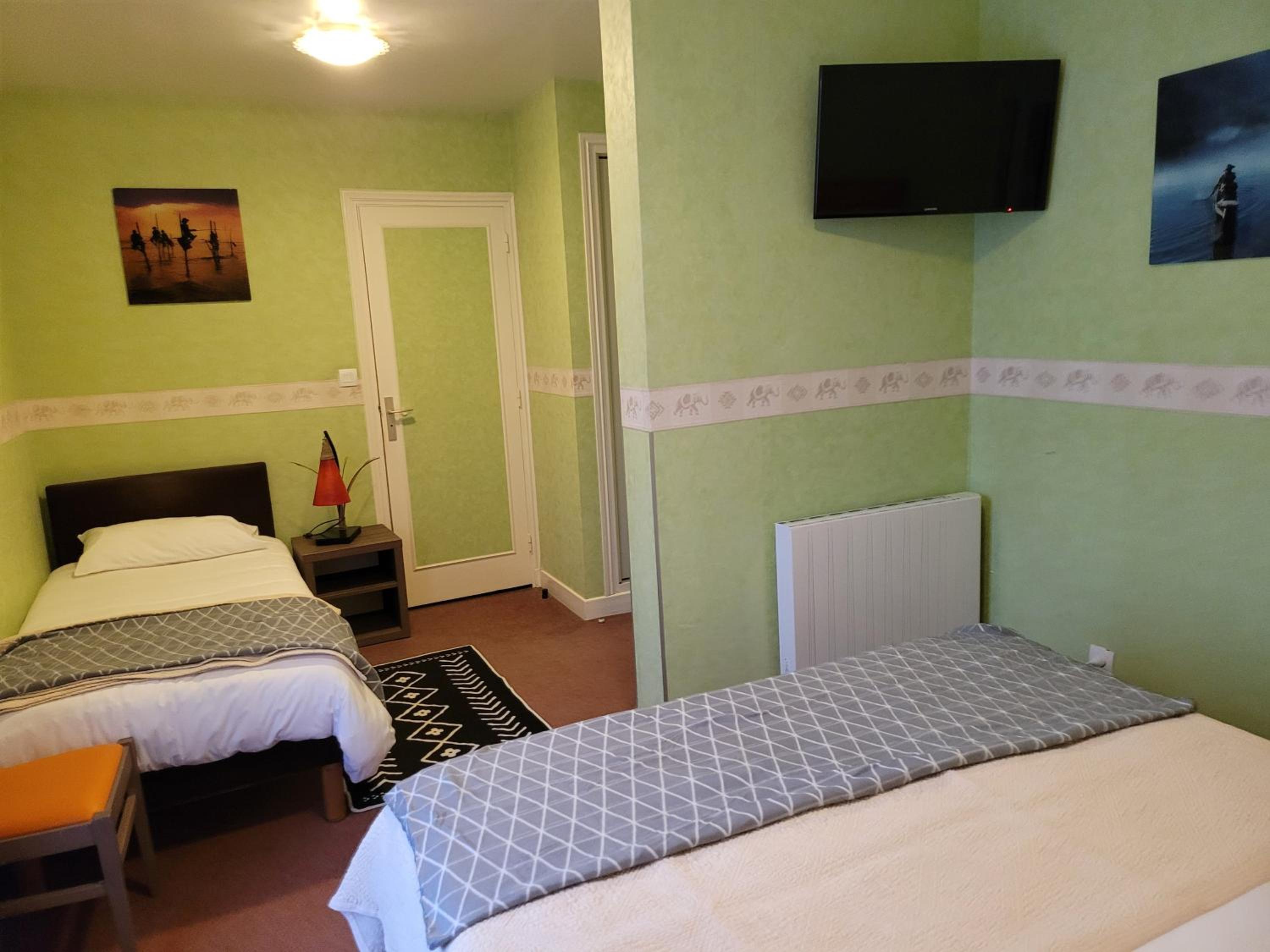 Triple Room - Photo 1