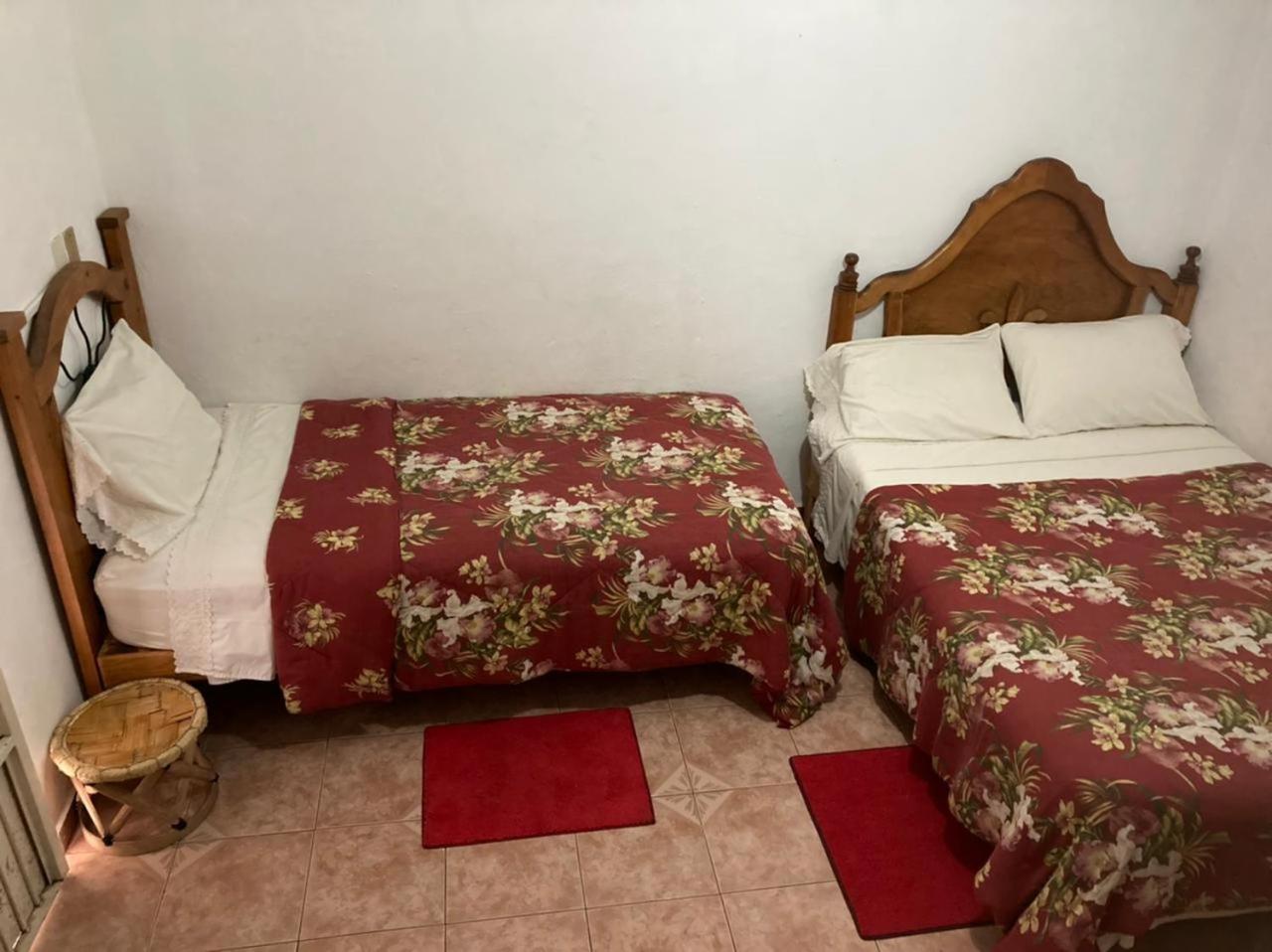 Basic Triple Room photo 3