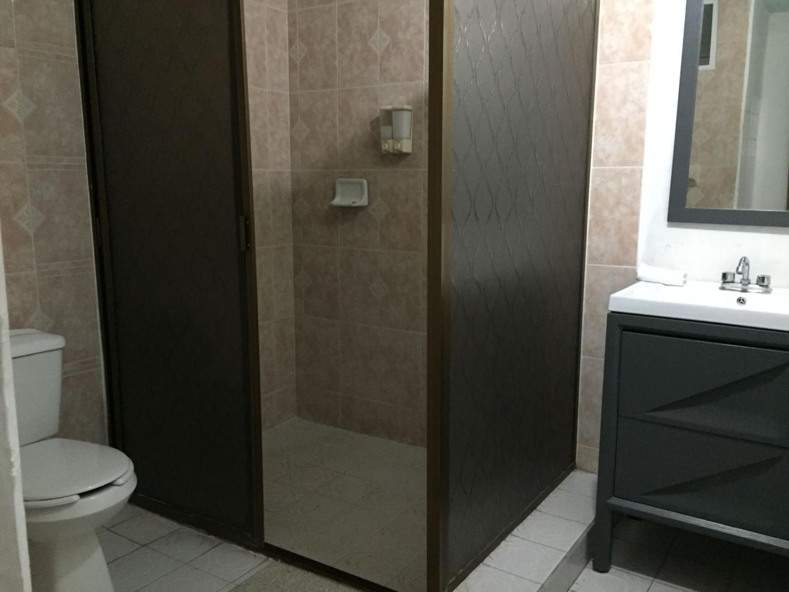 Double Room with Private Bathroom photo 3