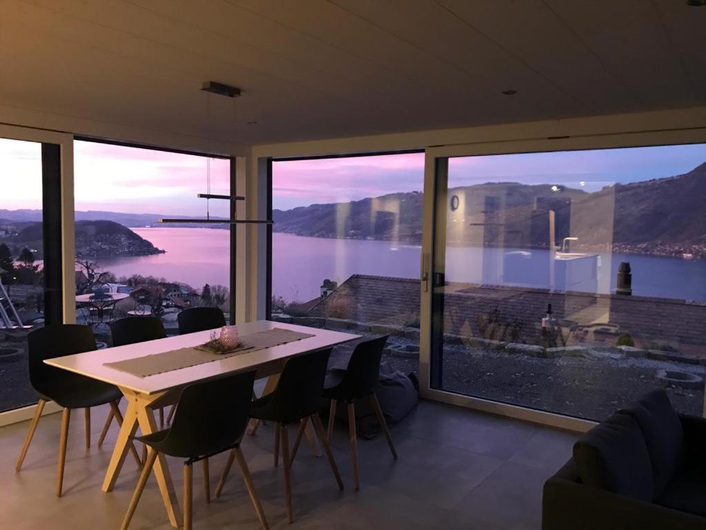 Apartment with Lake View photo 2