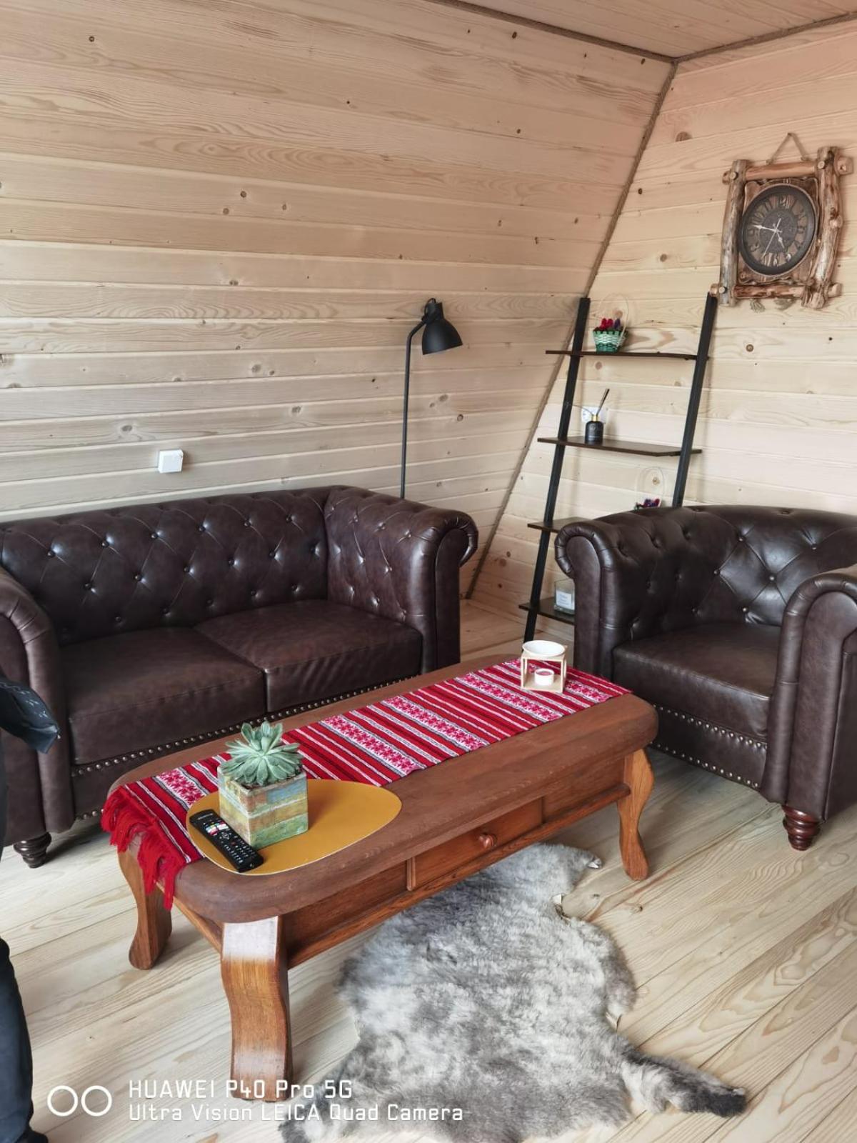 Chalet 6 photo 3