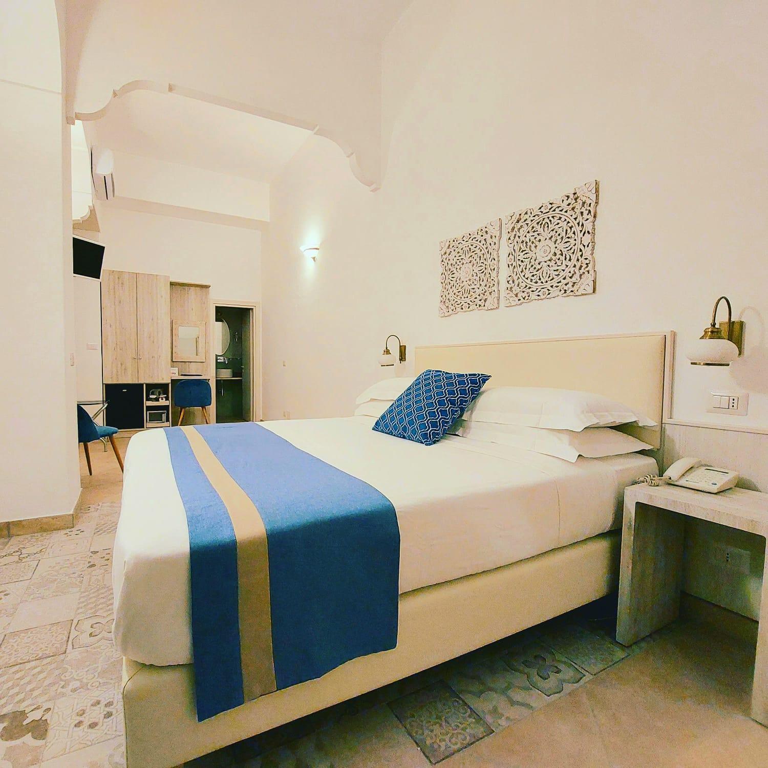 Standard Double Room - Photo 1