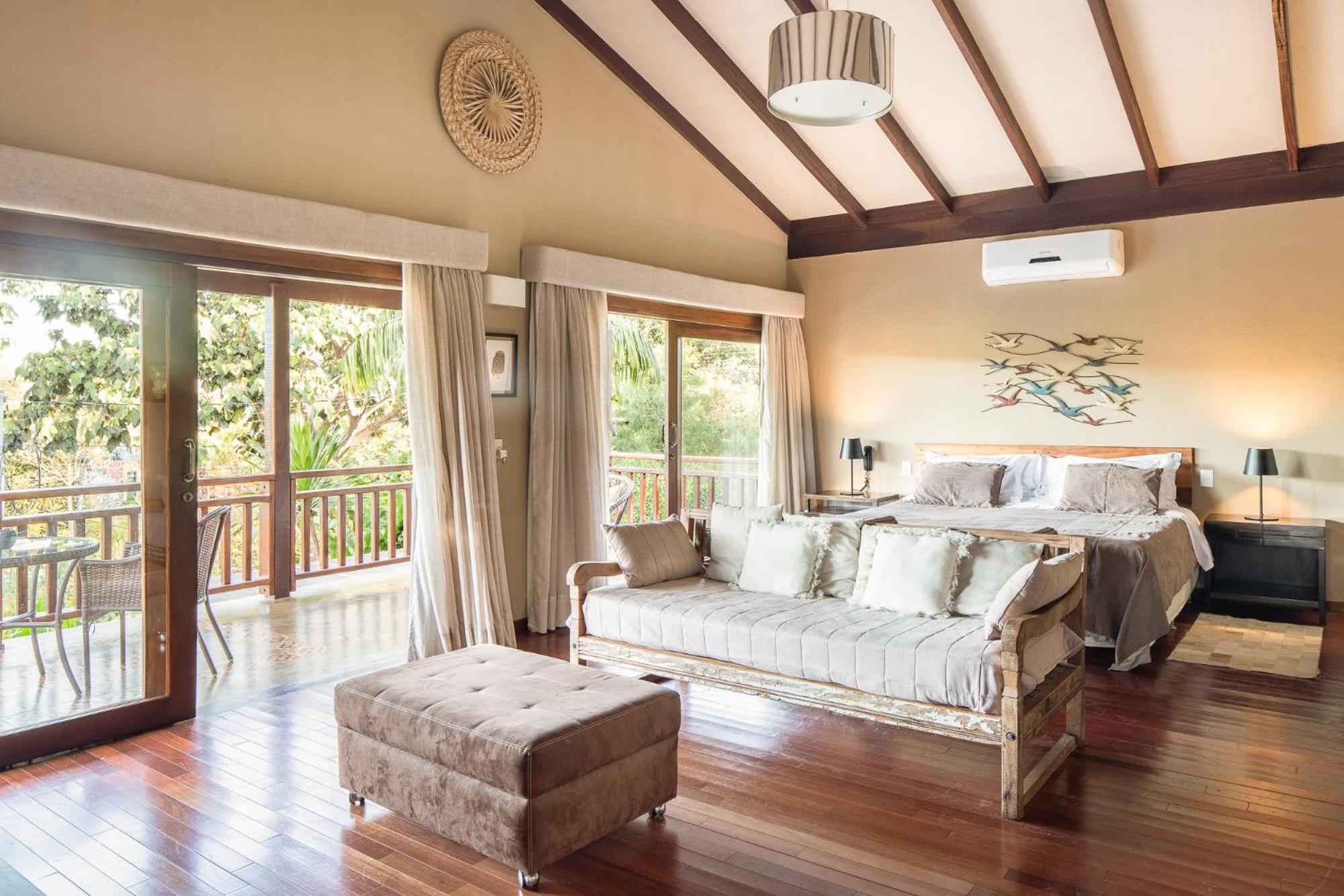 Deluxe Double Room with Bath - Maya