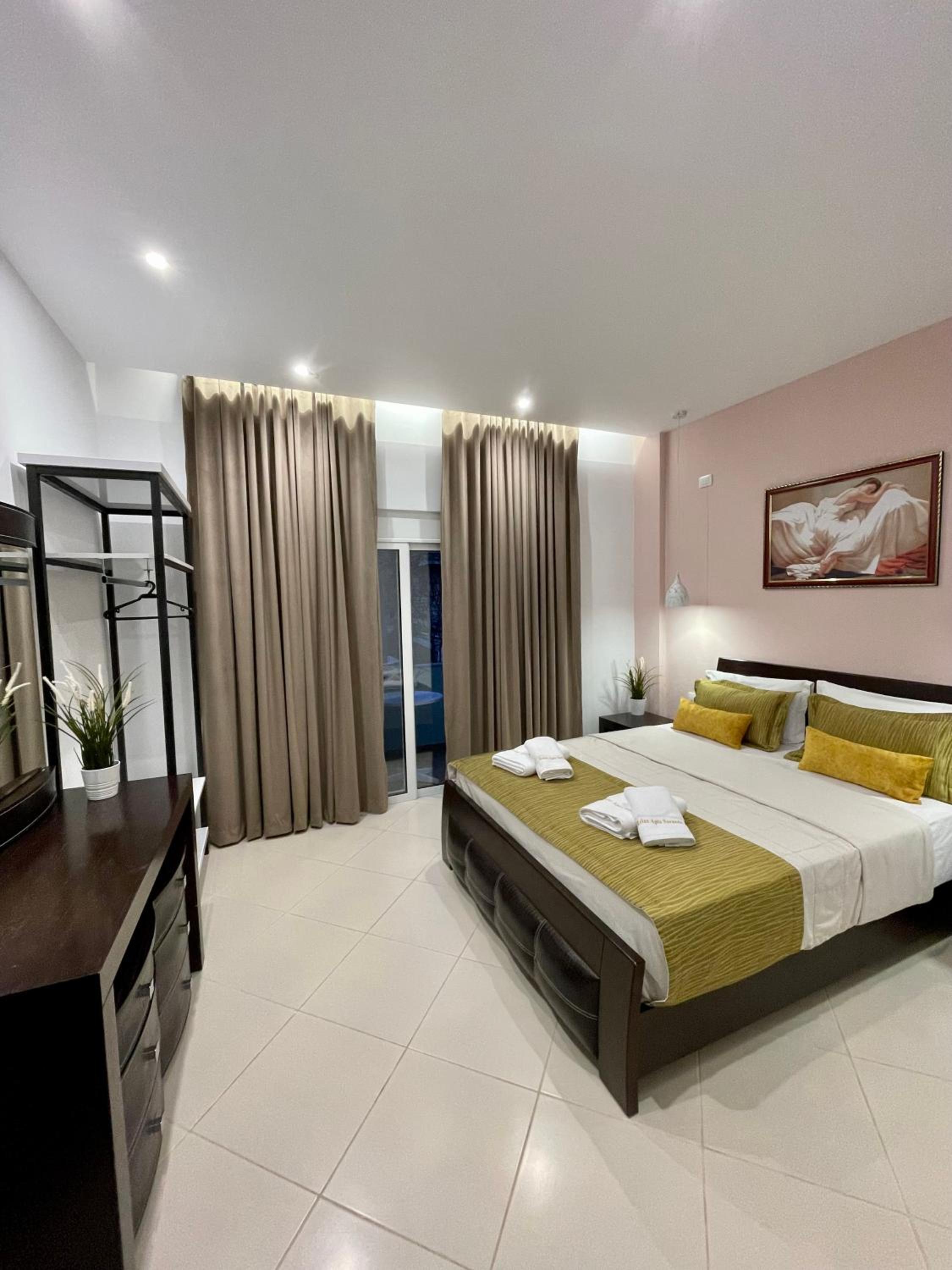 Apartment With Balcony